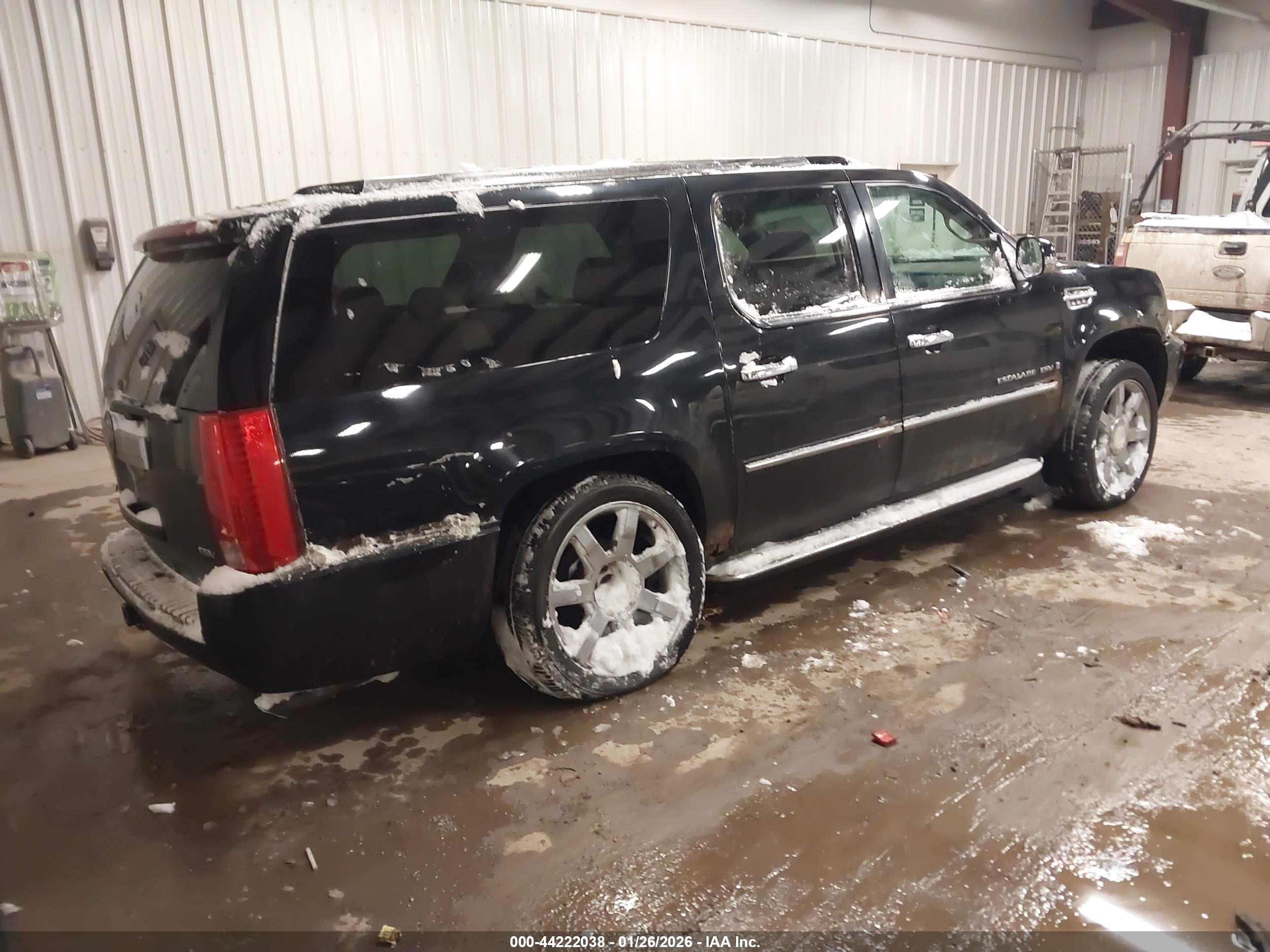 CADILLAC ESCALADE image 4