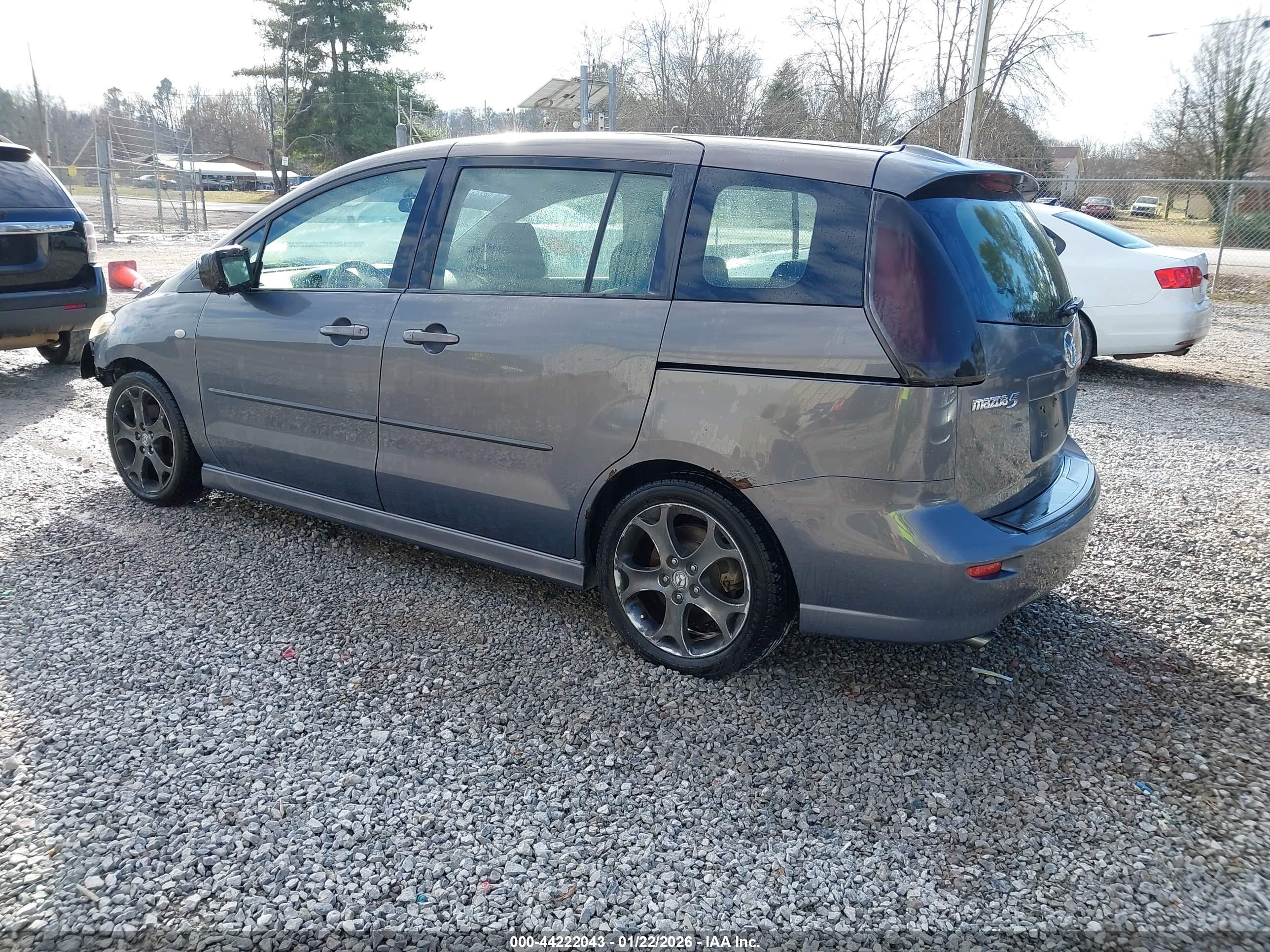 MAZDA MAZDA5 image 3