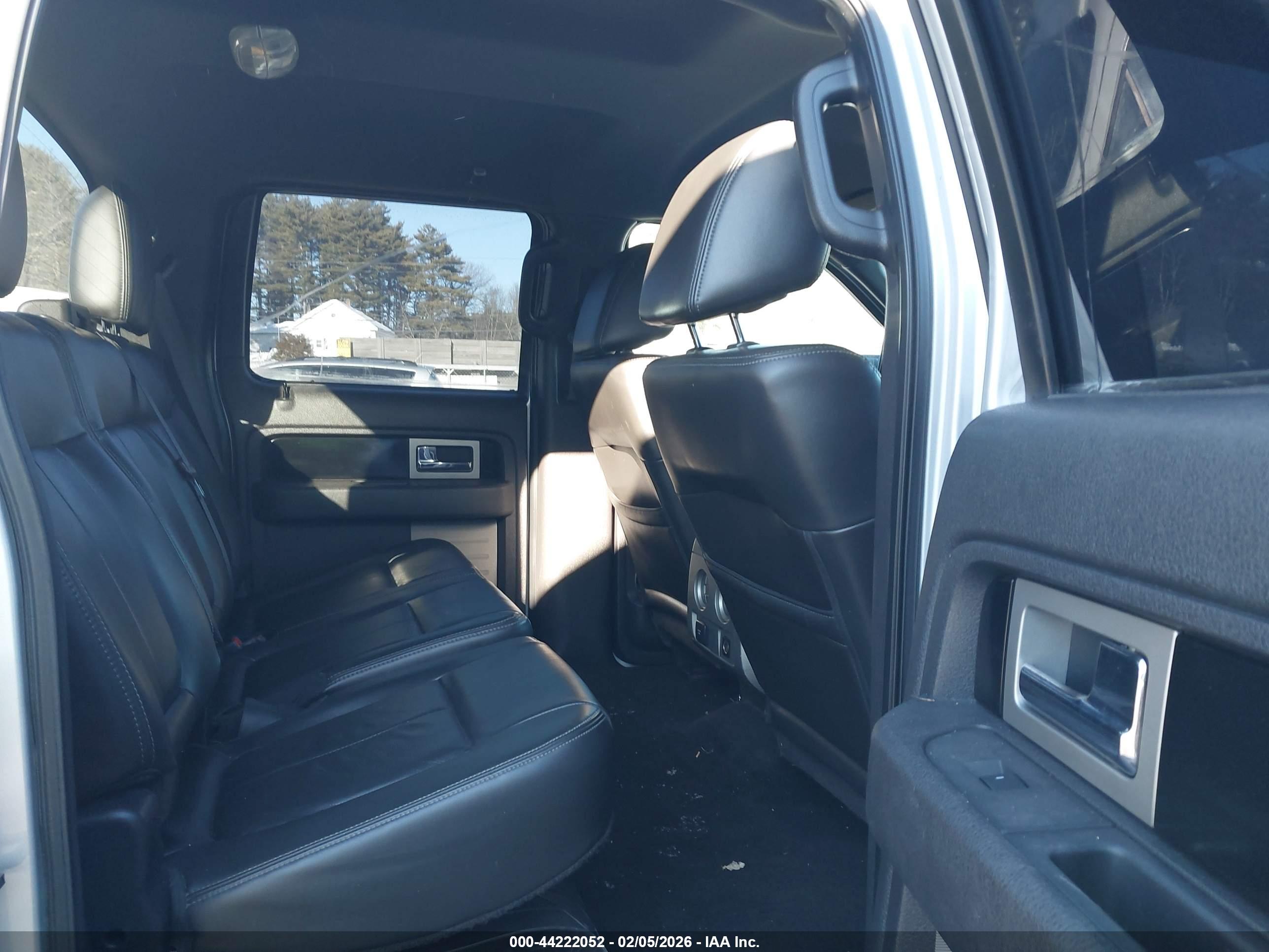 FORD F-150 image 8