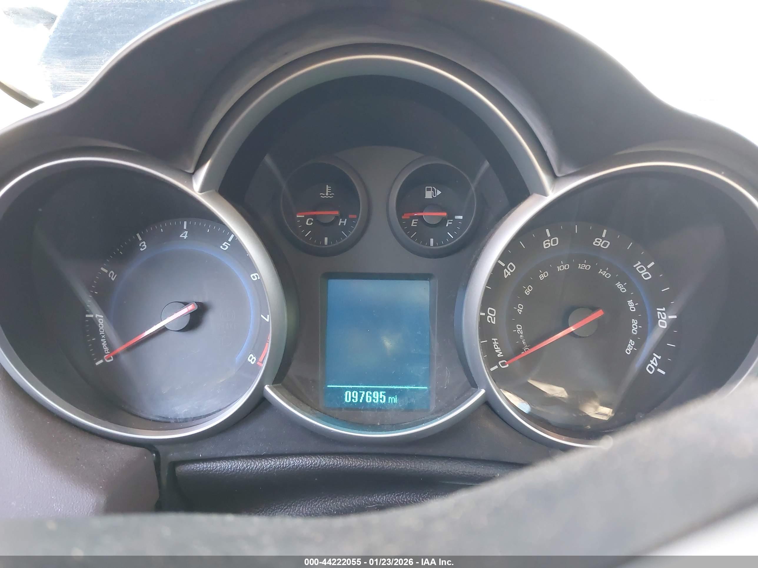 CHEVROLET CRUZE image 7
