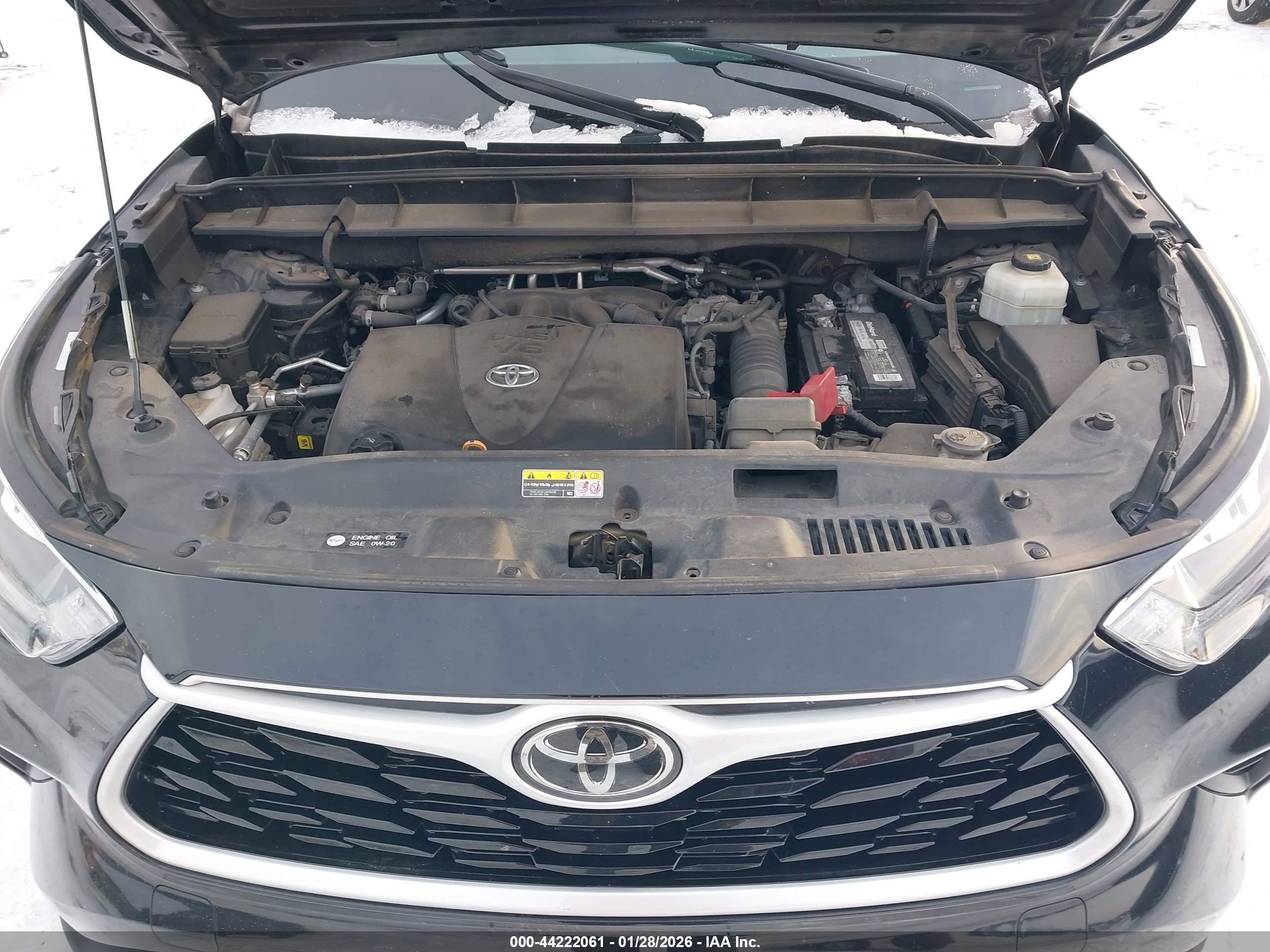 TOYOTA HIGHLANDER image 10