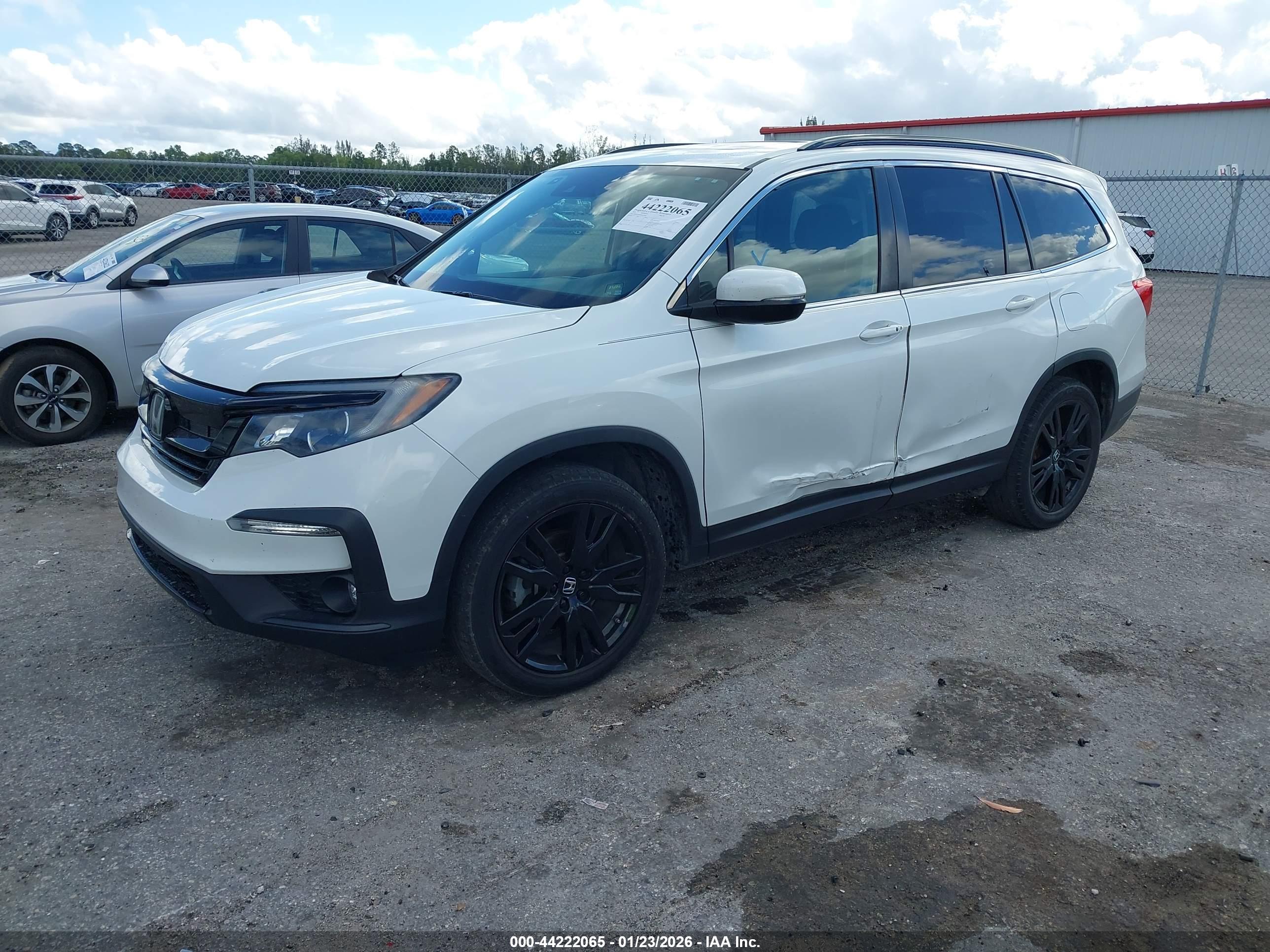 HONDA PILOT image 2