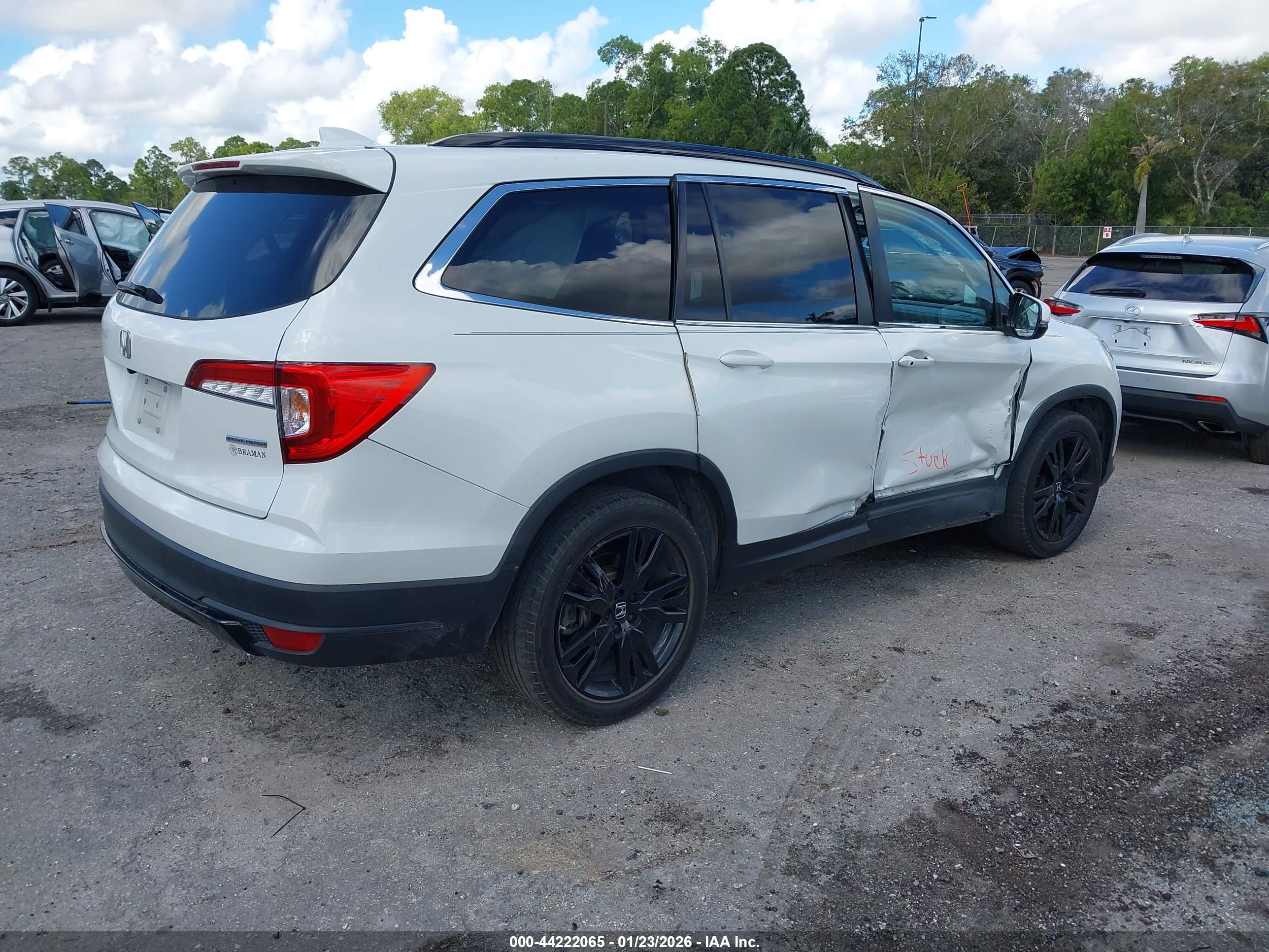 HONDA PILOT image 4