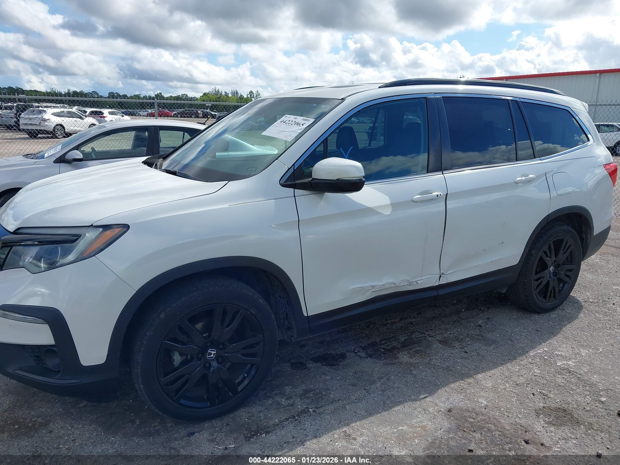 HONDA PILOT image 6