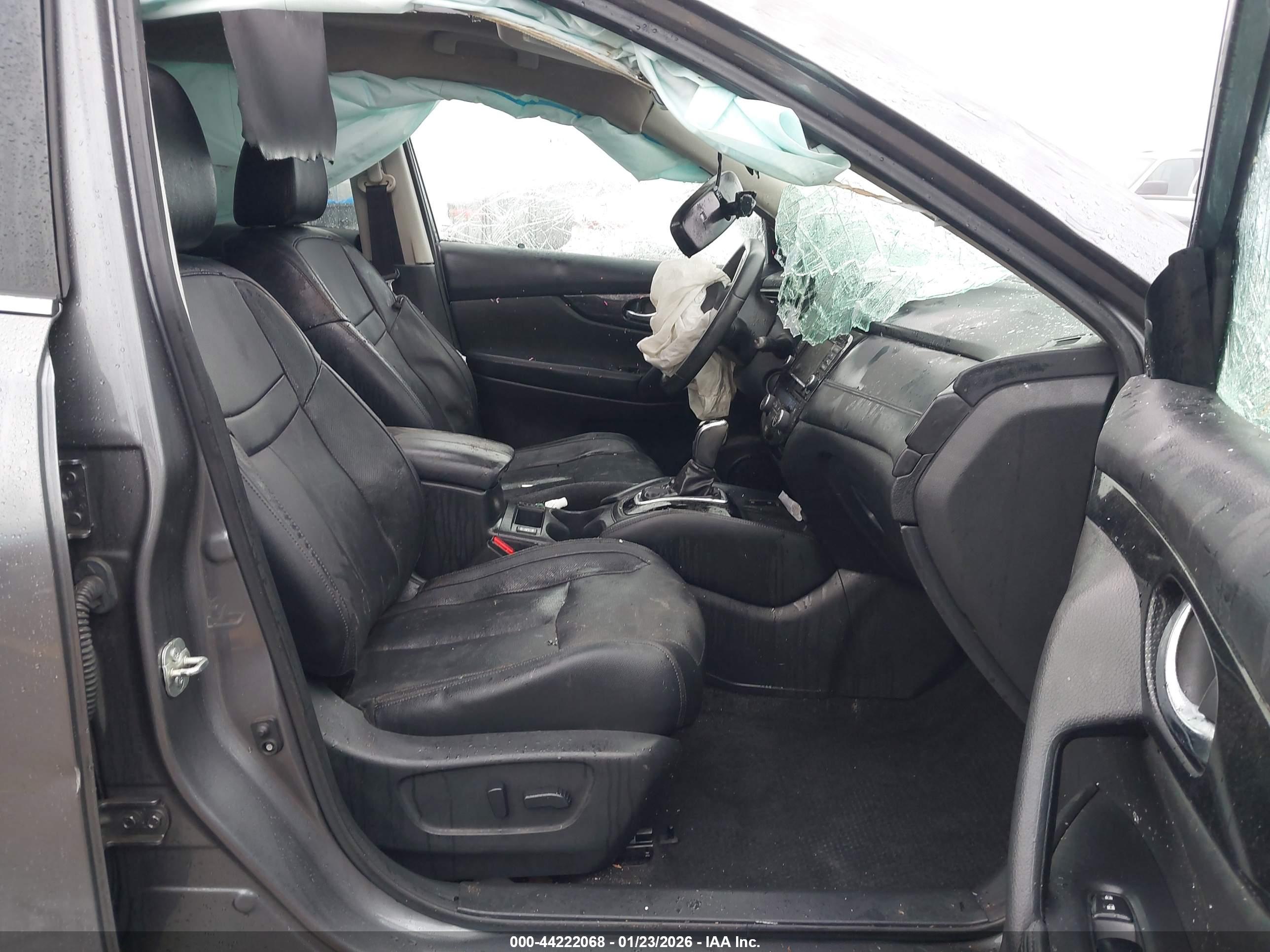 NISSAN ROGUE image 5