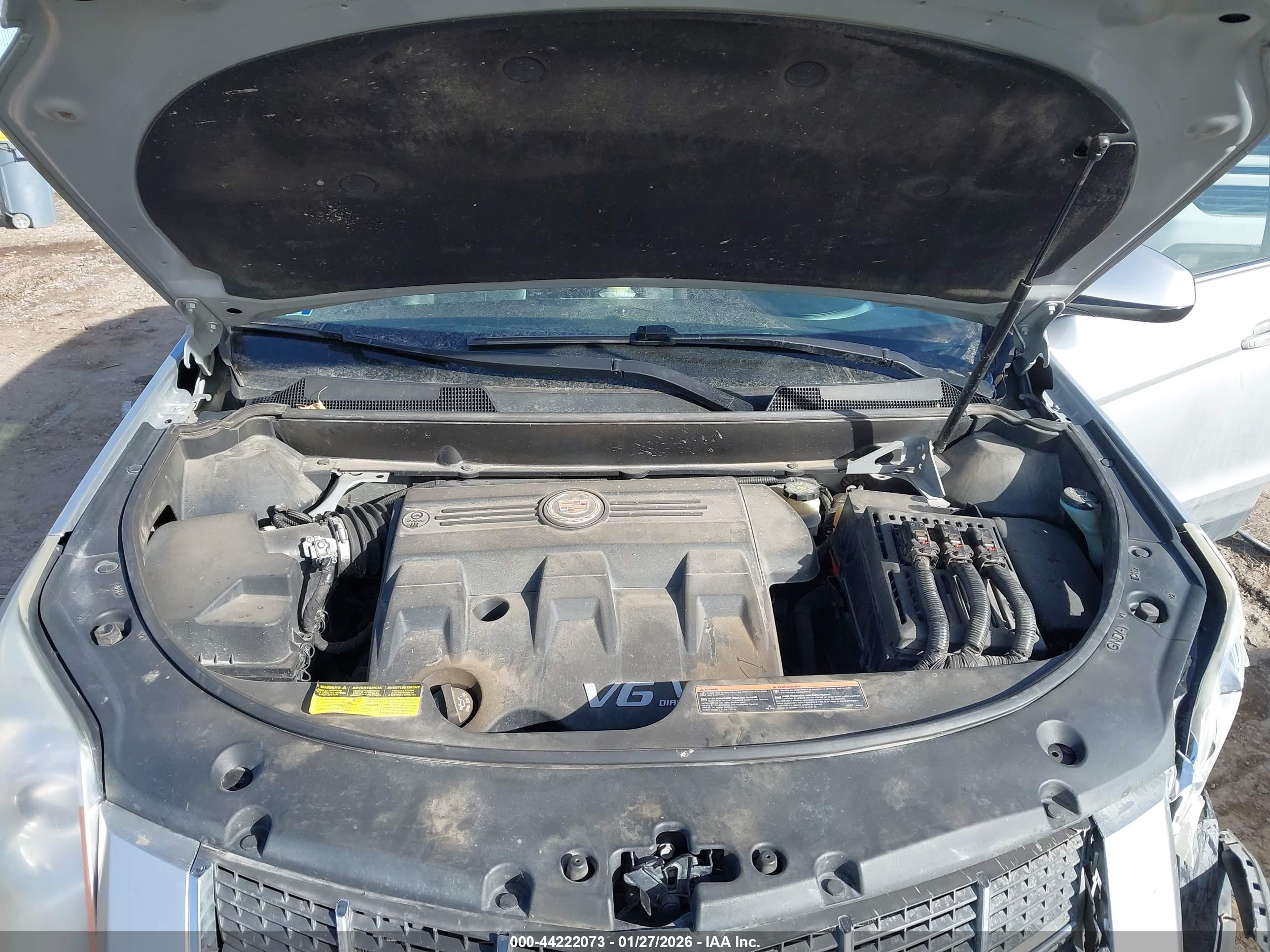CADILLAC SRX image 10