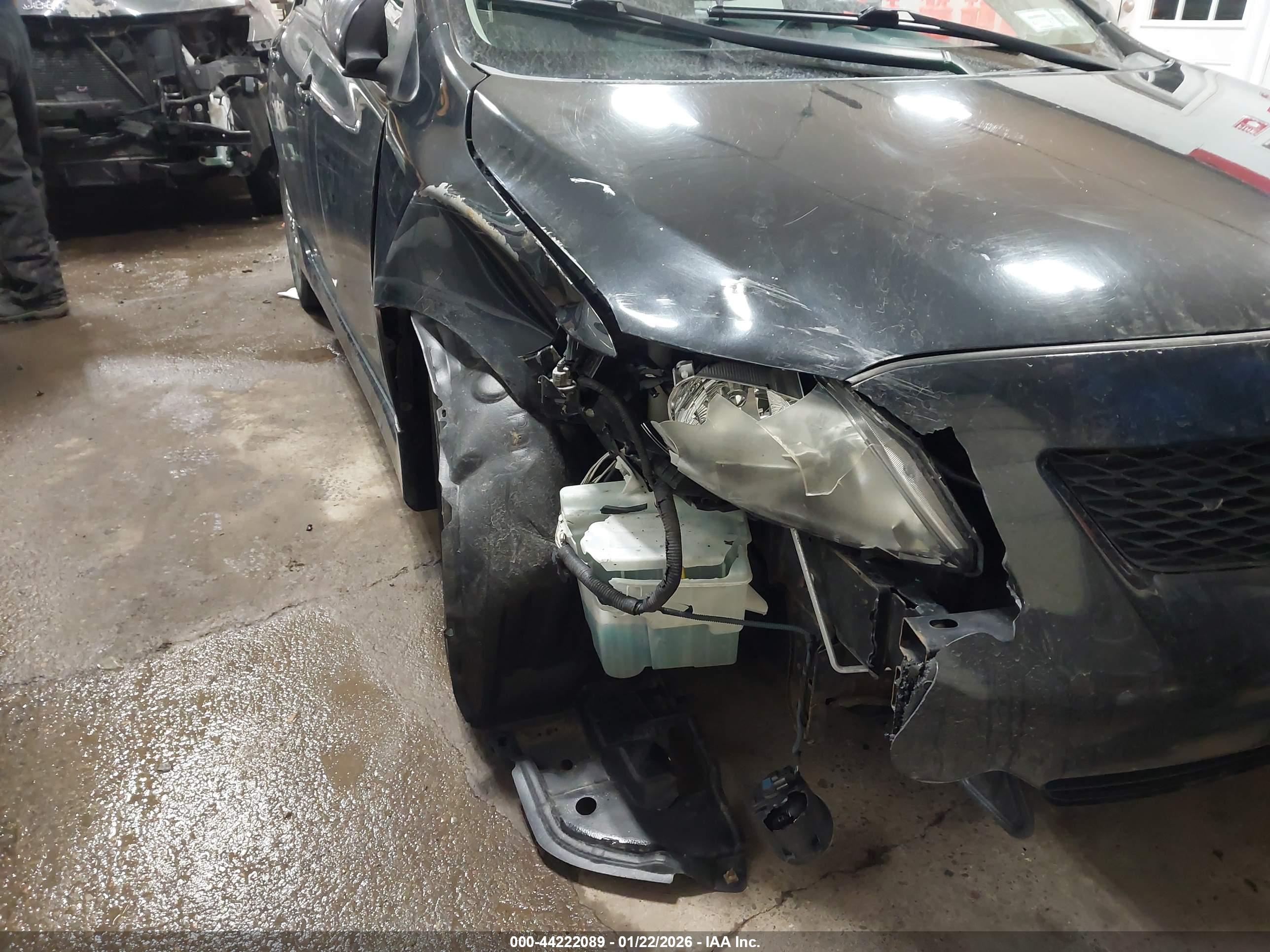 TOYOTA COROLLA image 6