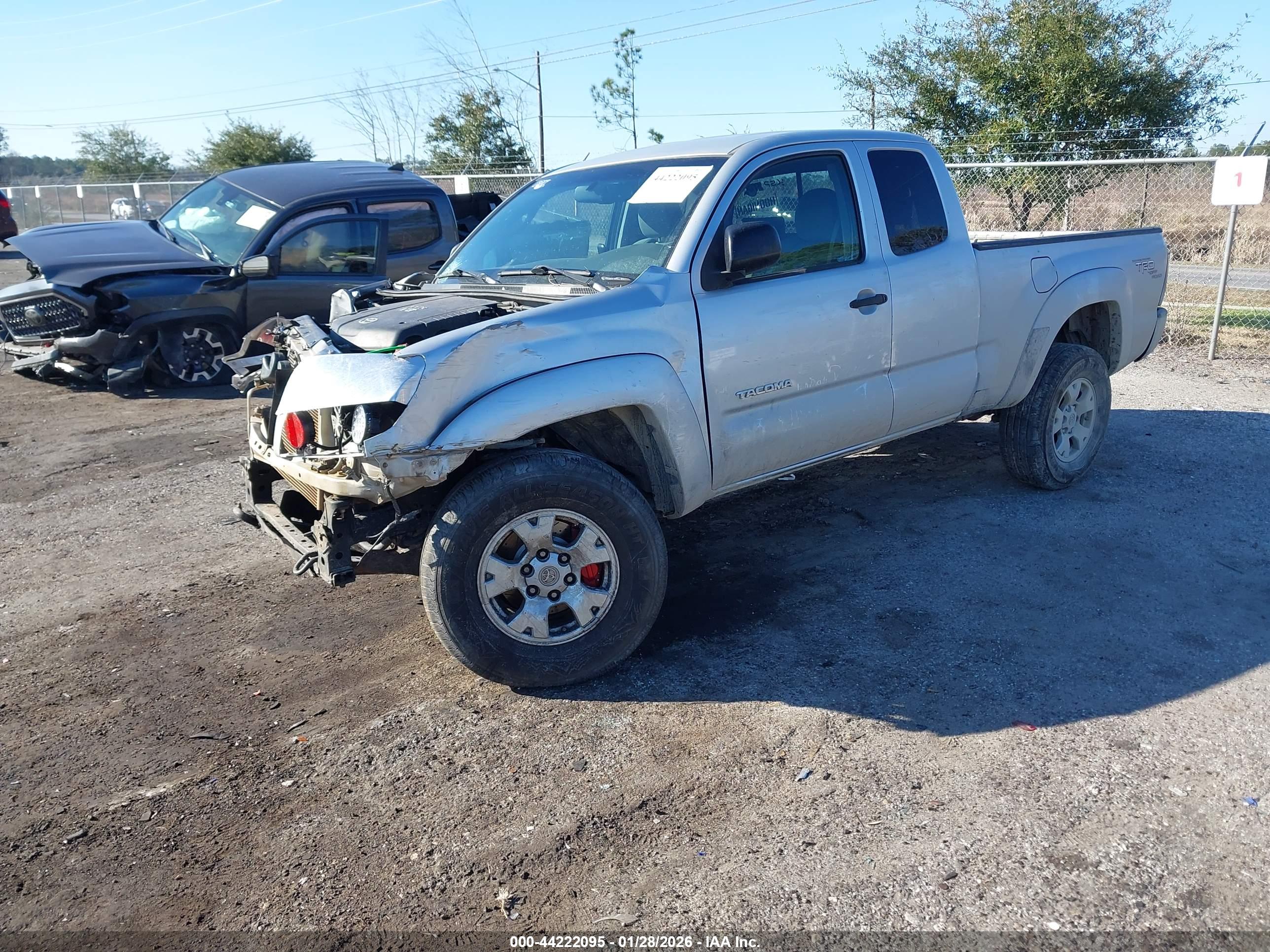 TOYOTA TACOMA image 2