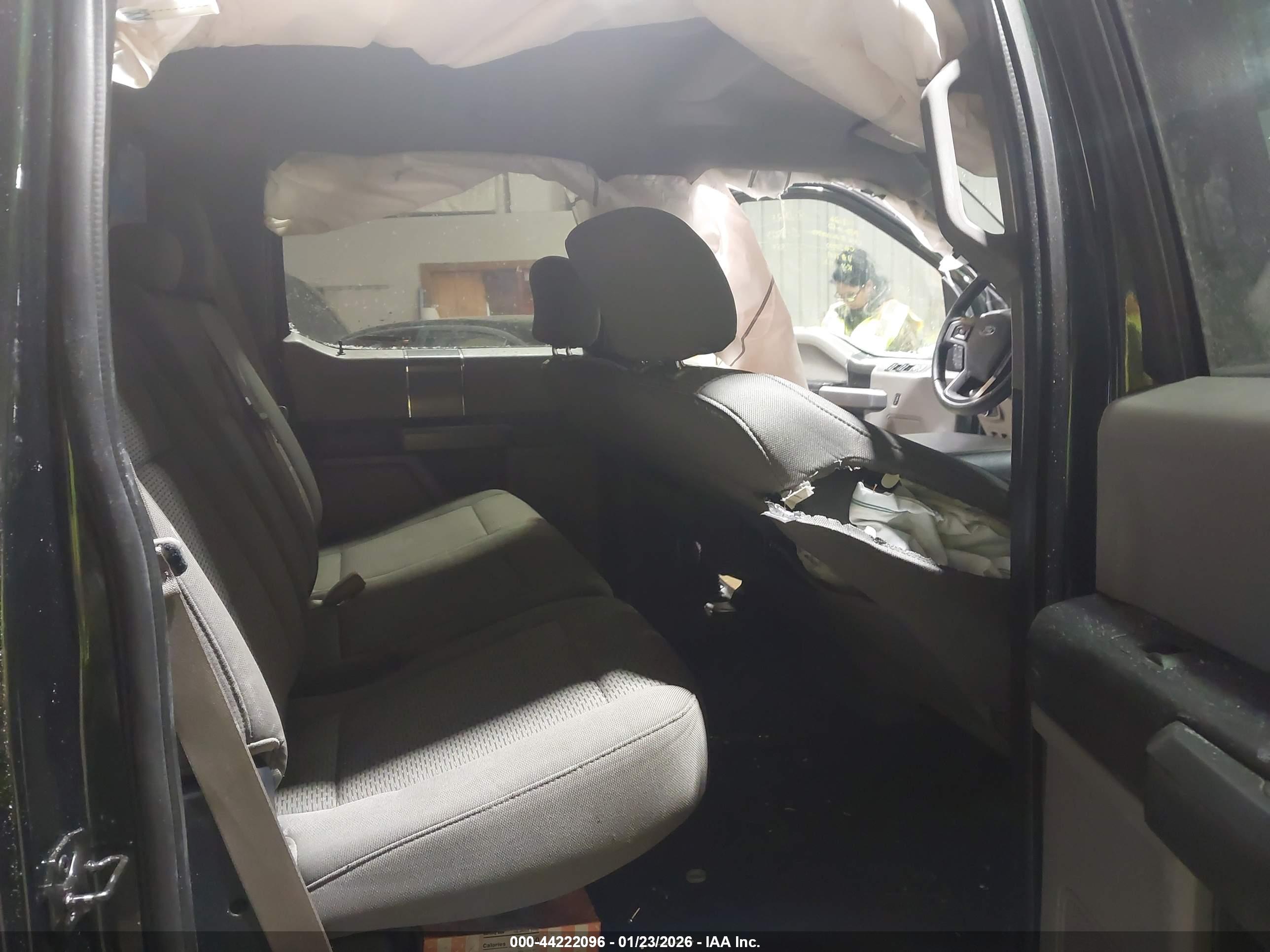FORD F-150 image 8