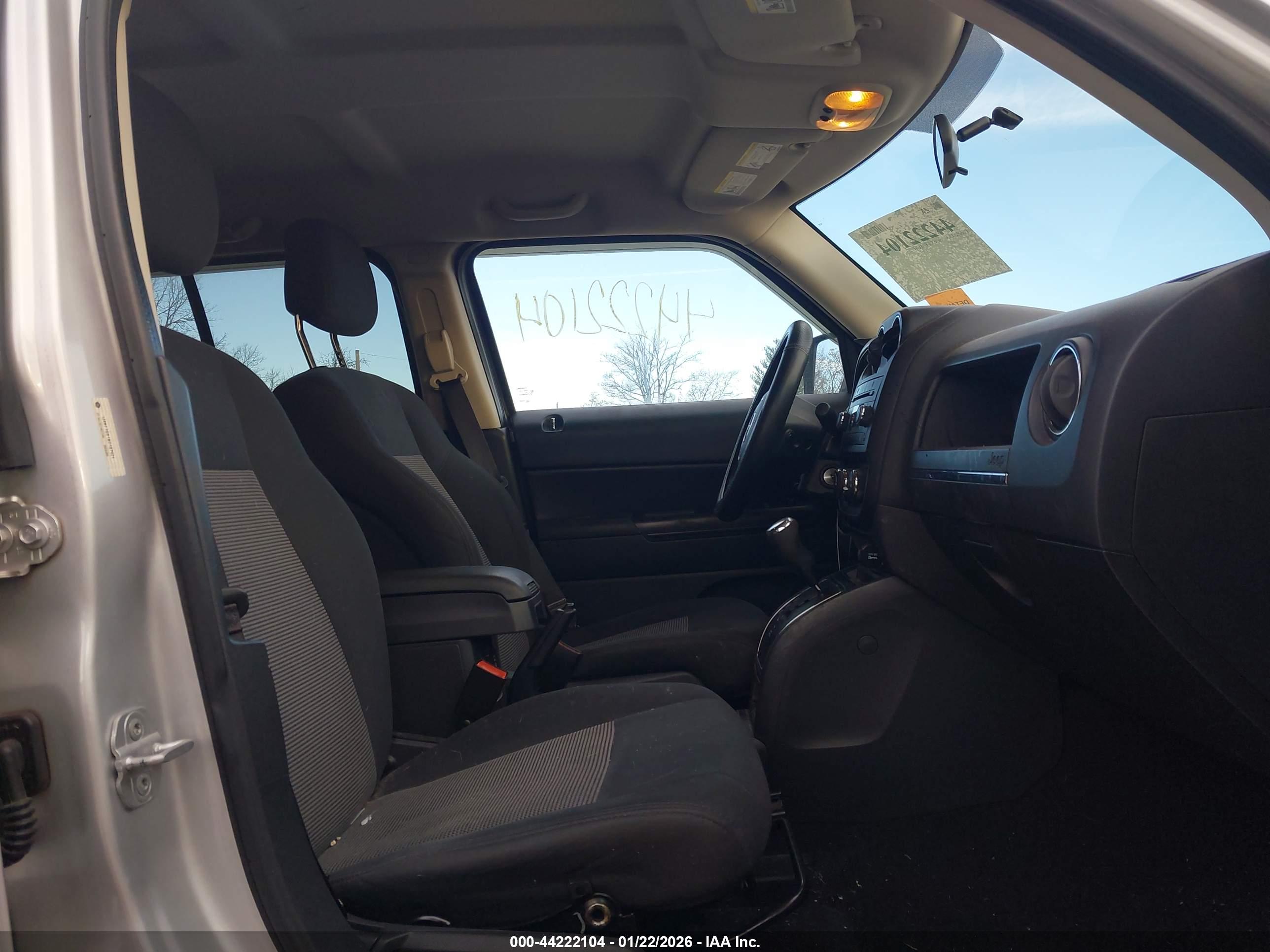 JEEP PATRIOT image 5