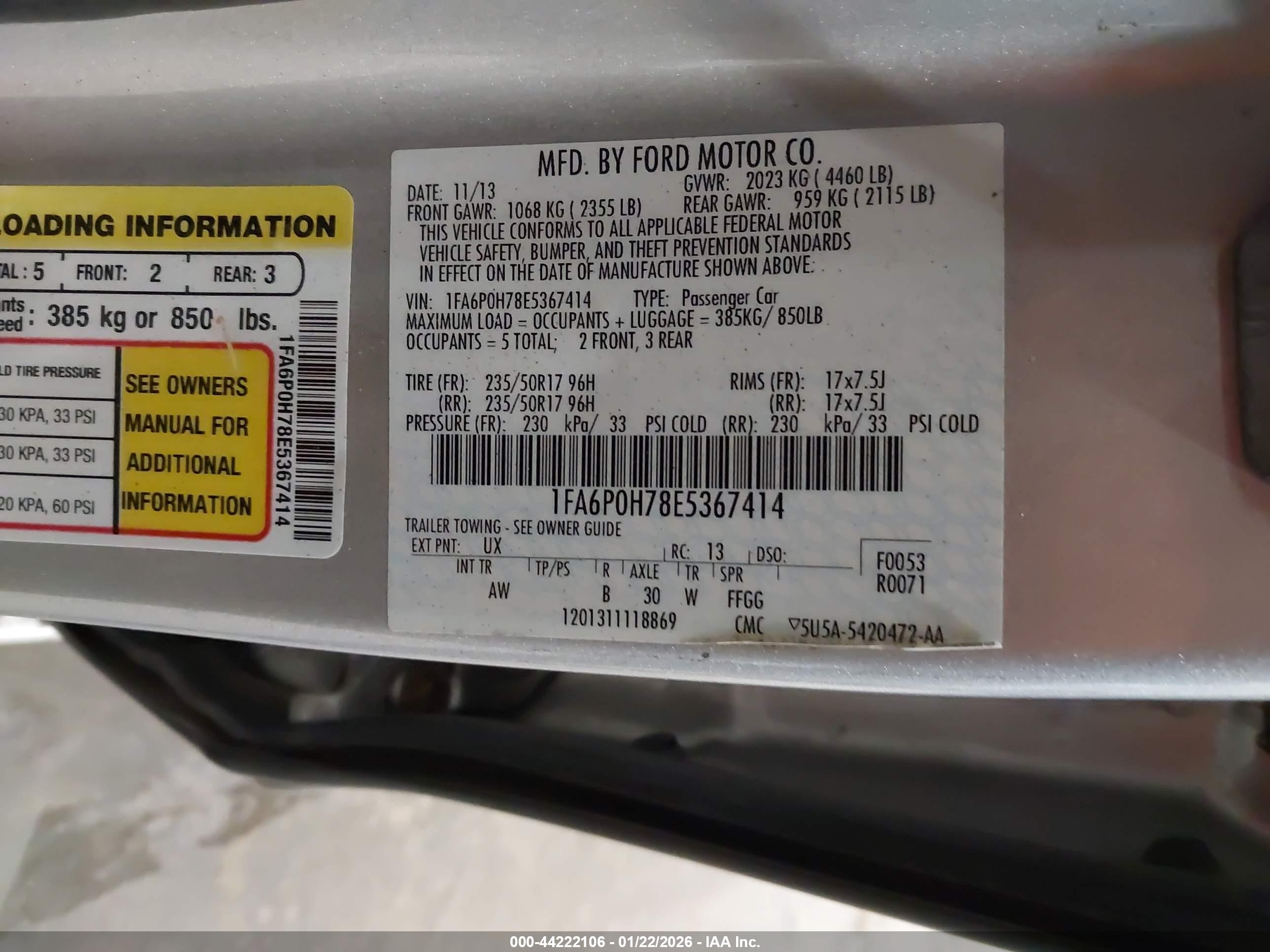 FORD FUSION image 9