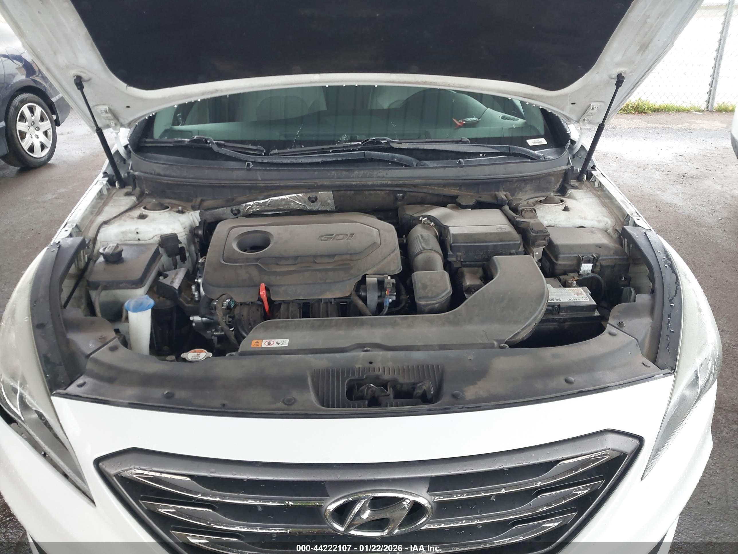 HYUNDAI SONATA image 10