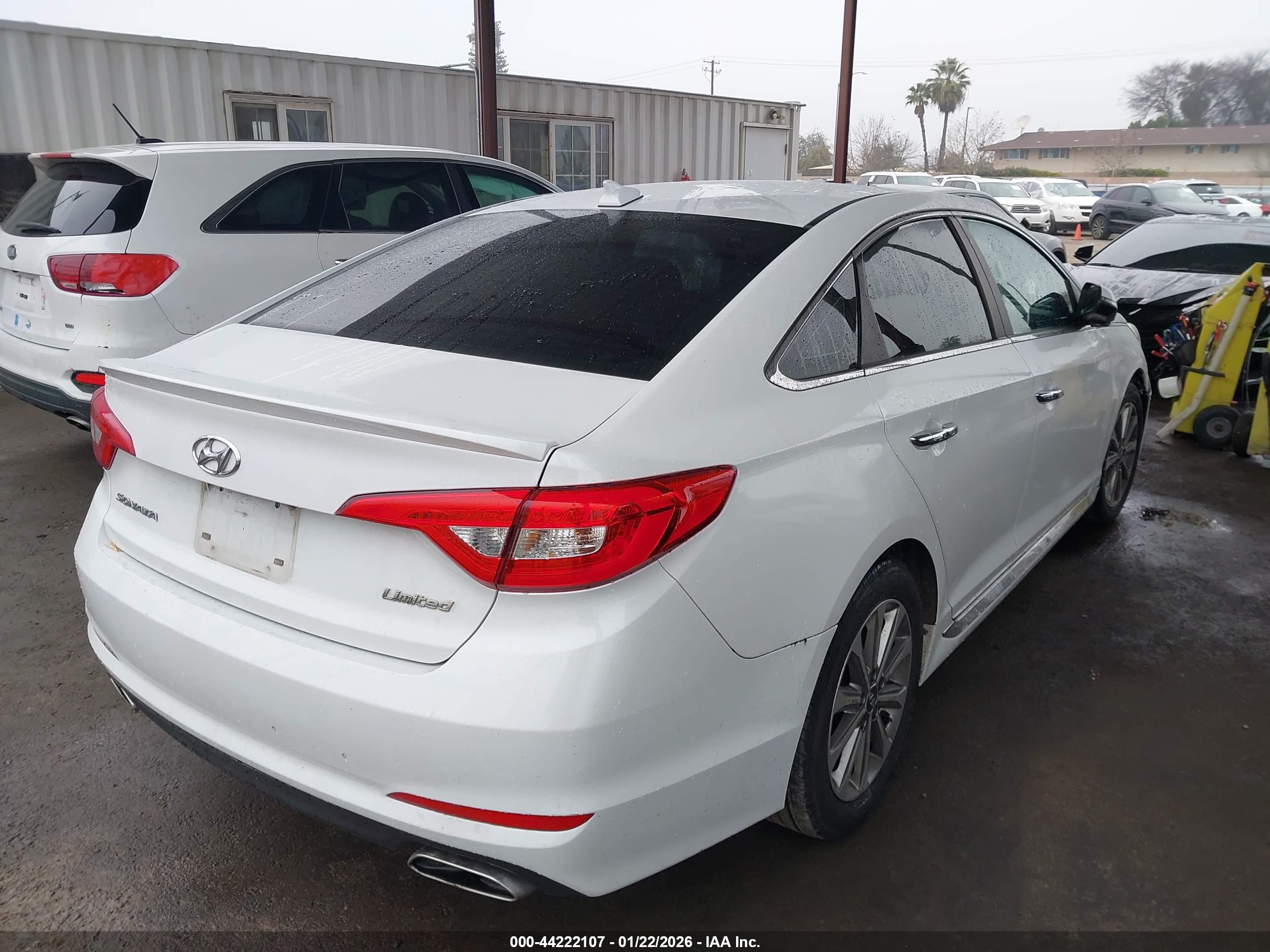 HYUNDAI SONATA image 4