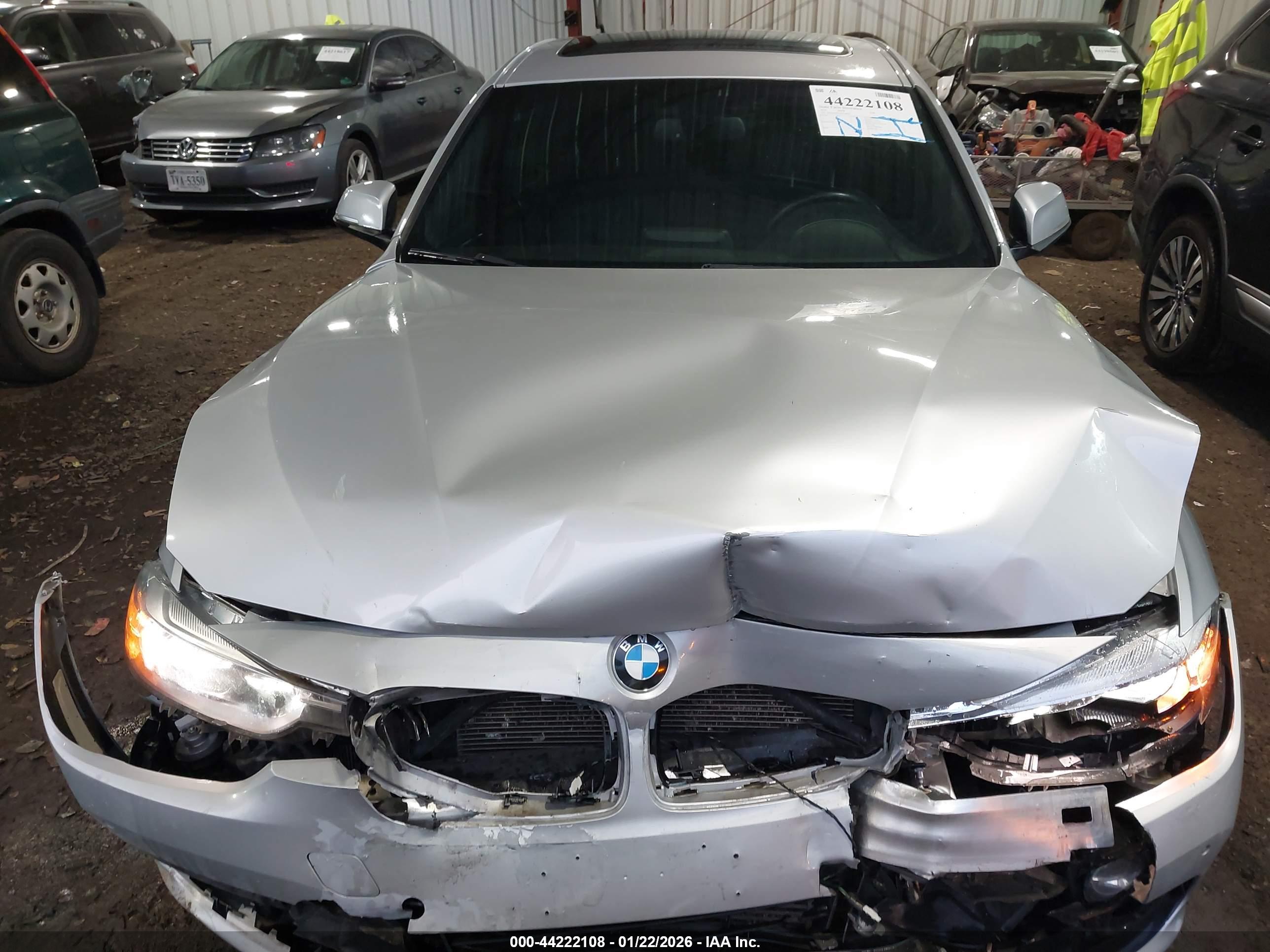 BMW 328I image 10