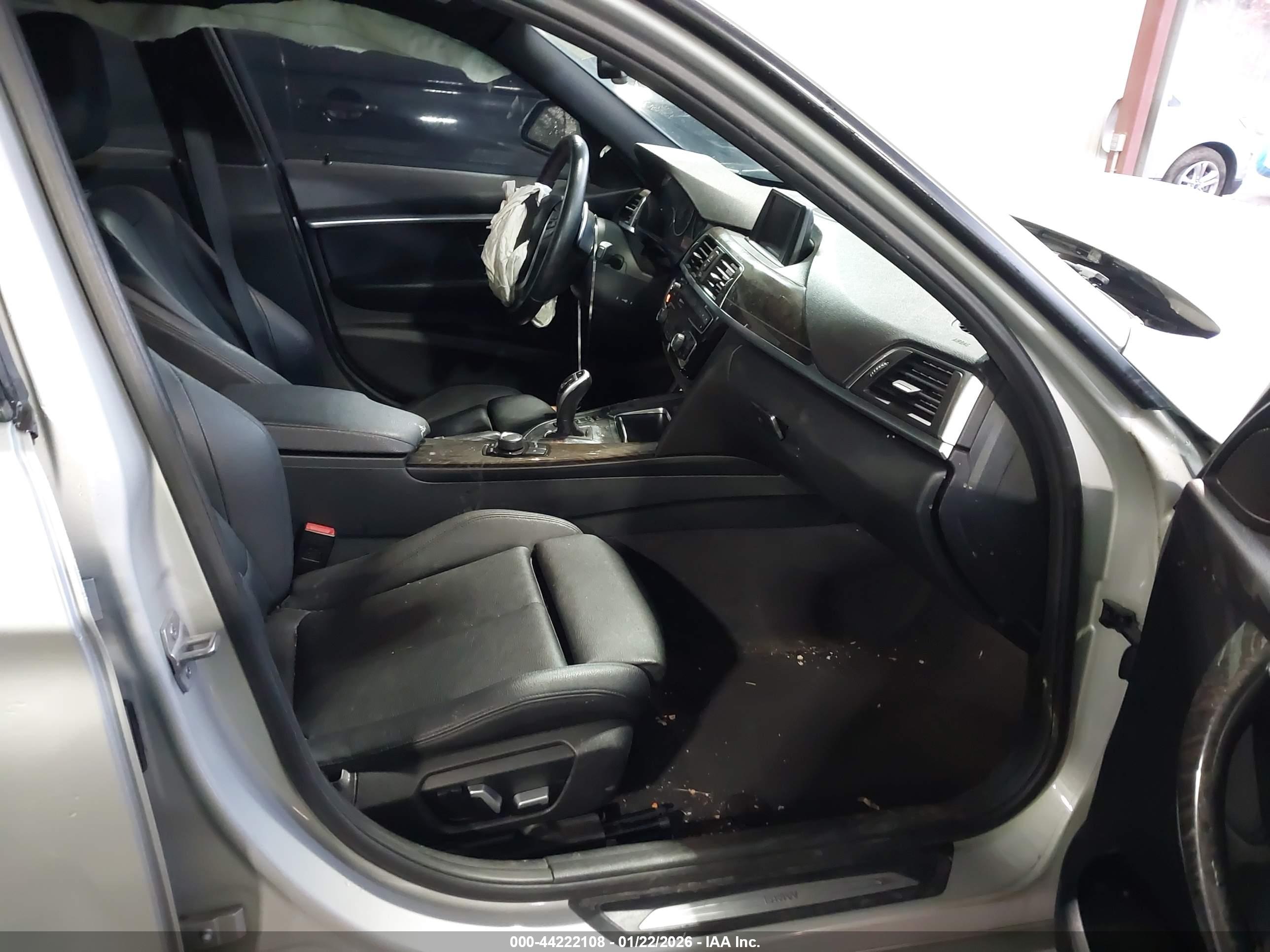 BMW 328I image 5
