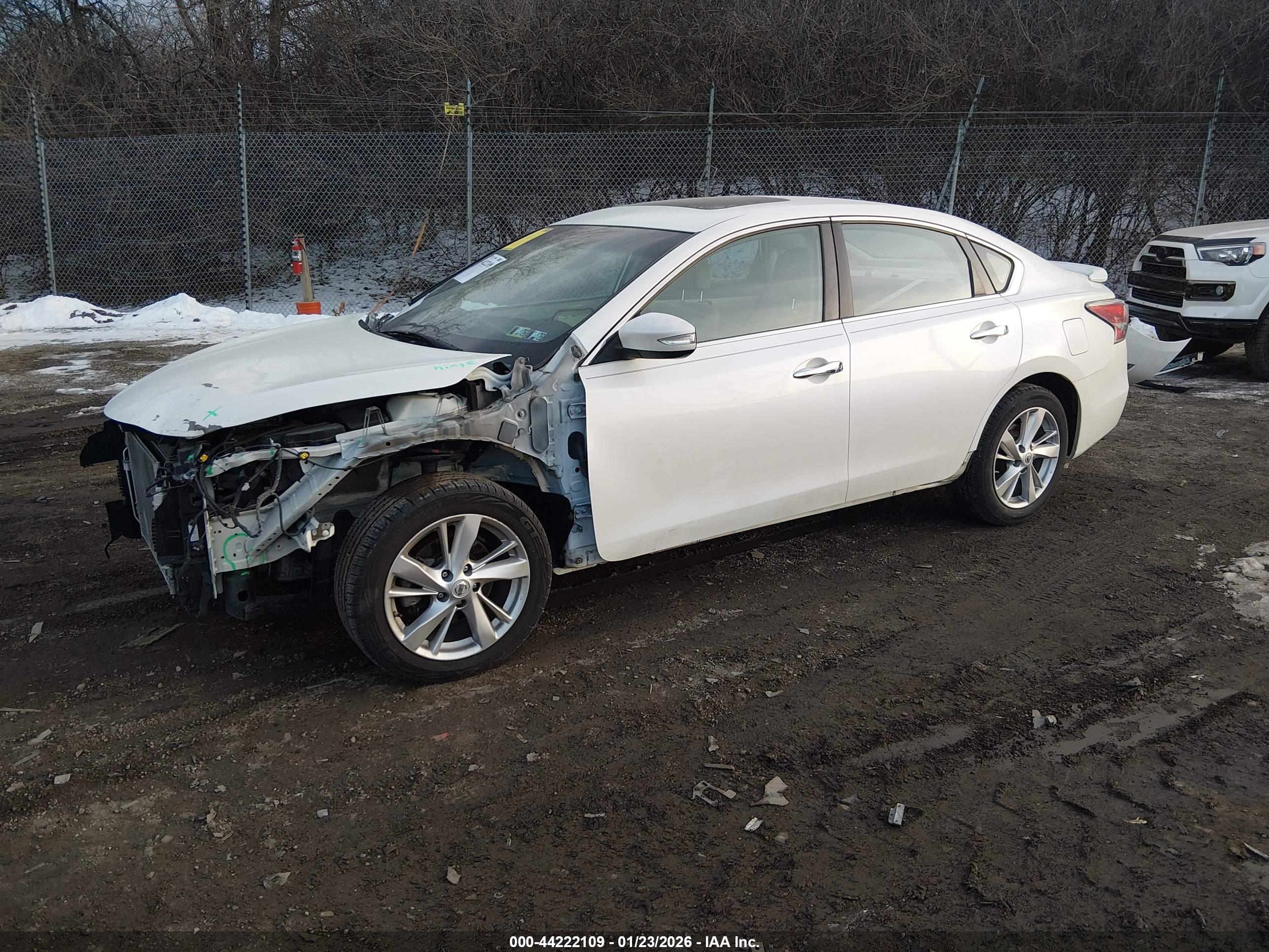 NISSAN ALTIMA image 2