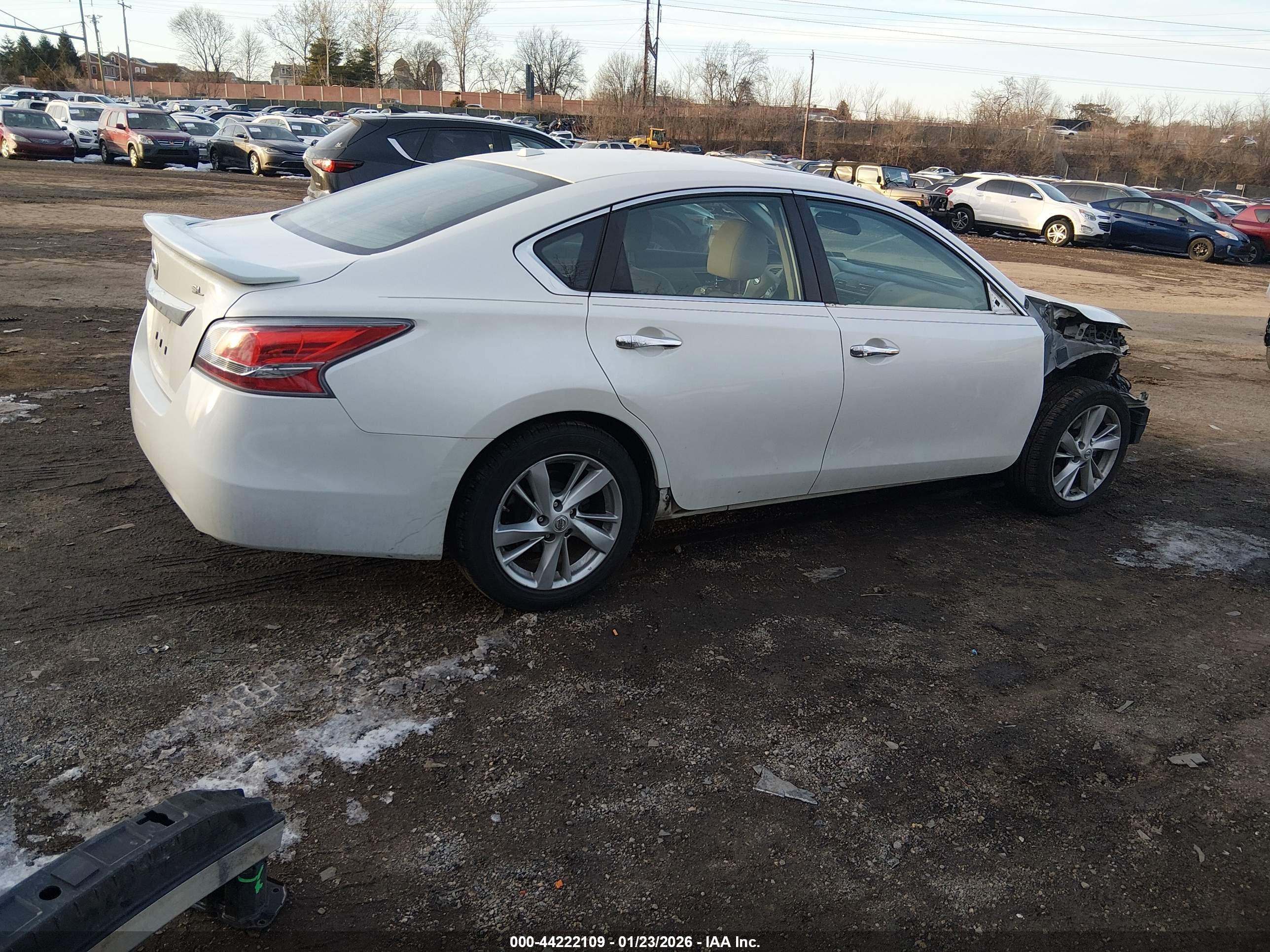 NISSAN ALTIMA image 4