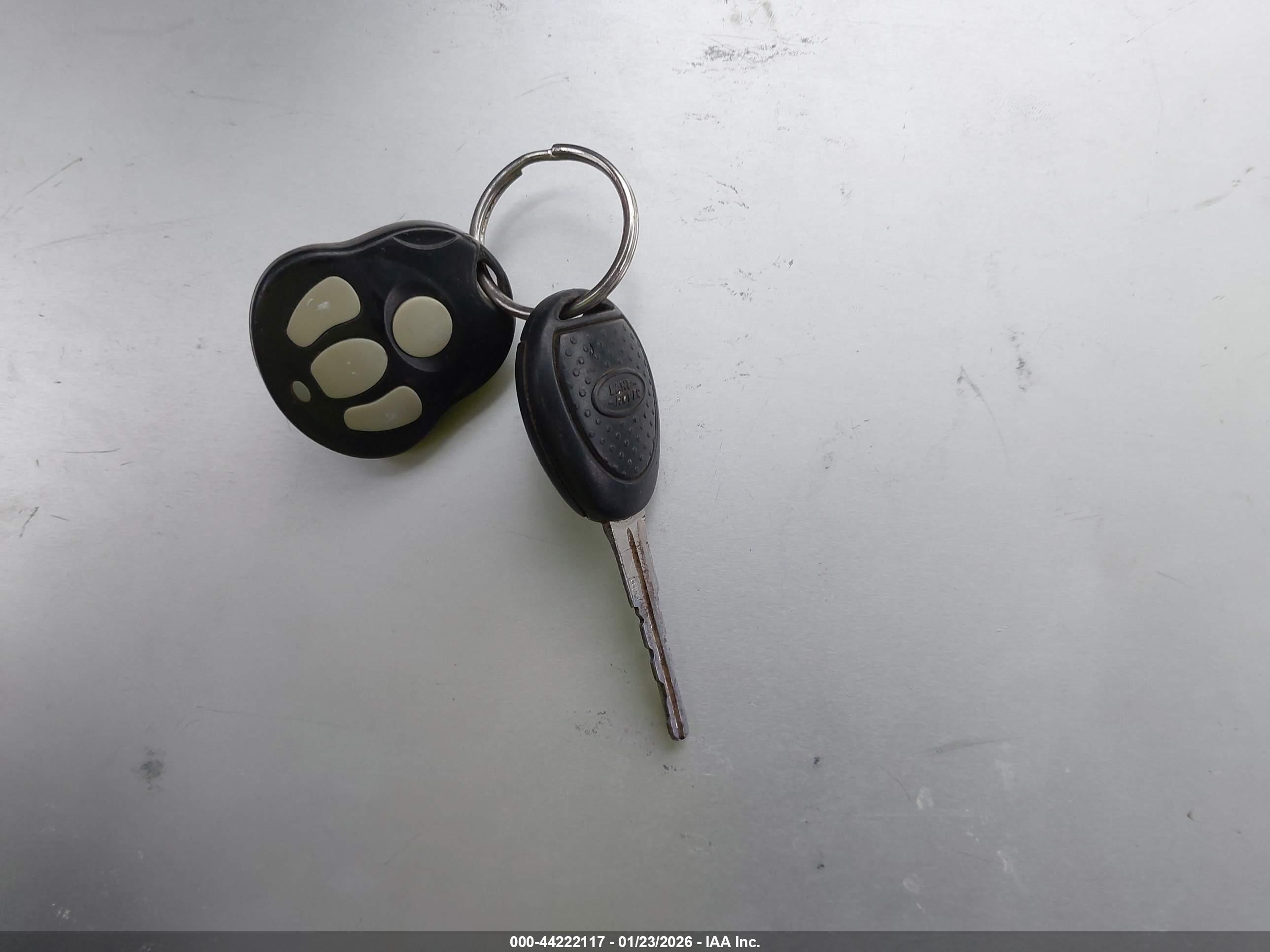 LAND ROVER image 11