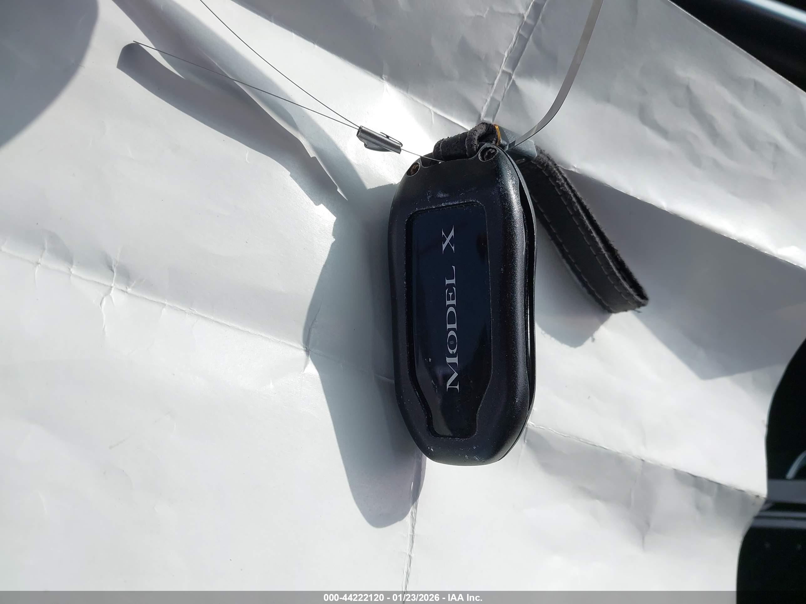 TESLA MODEL image 11