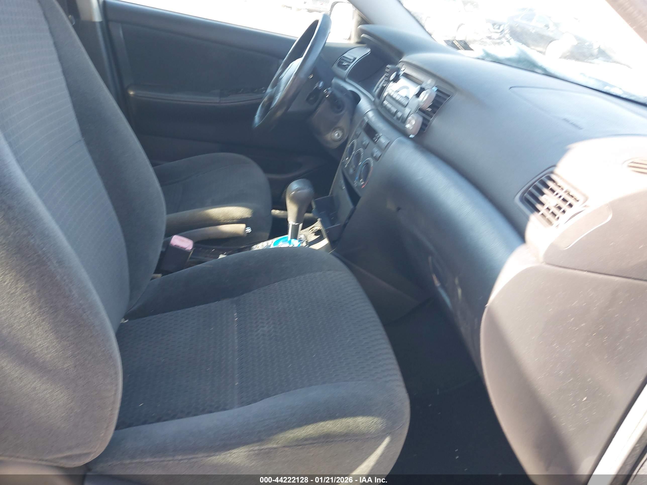 TOYOTA COROLLA image 5