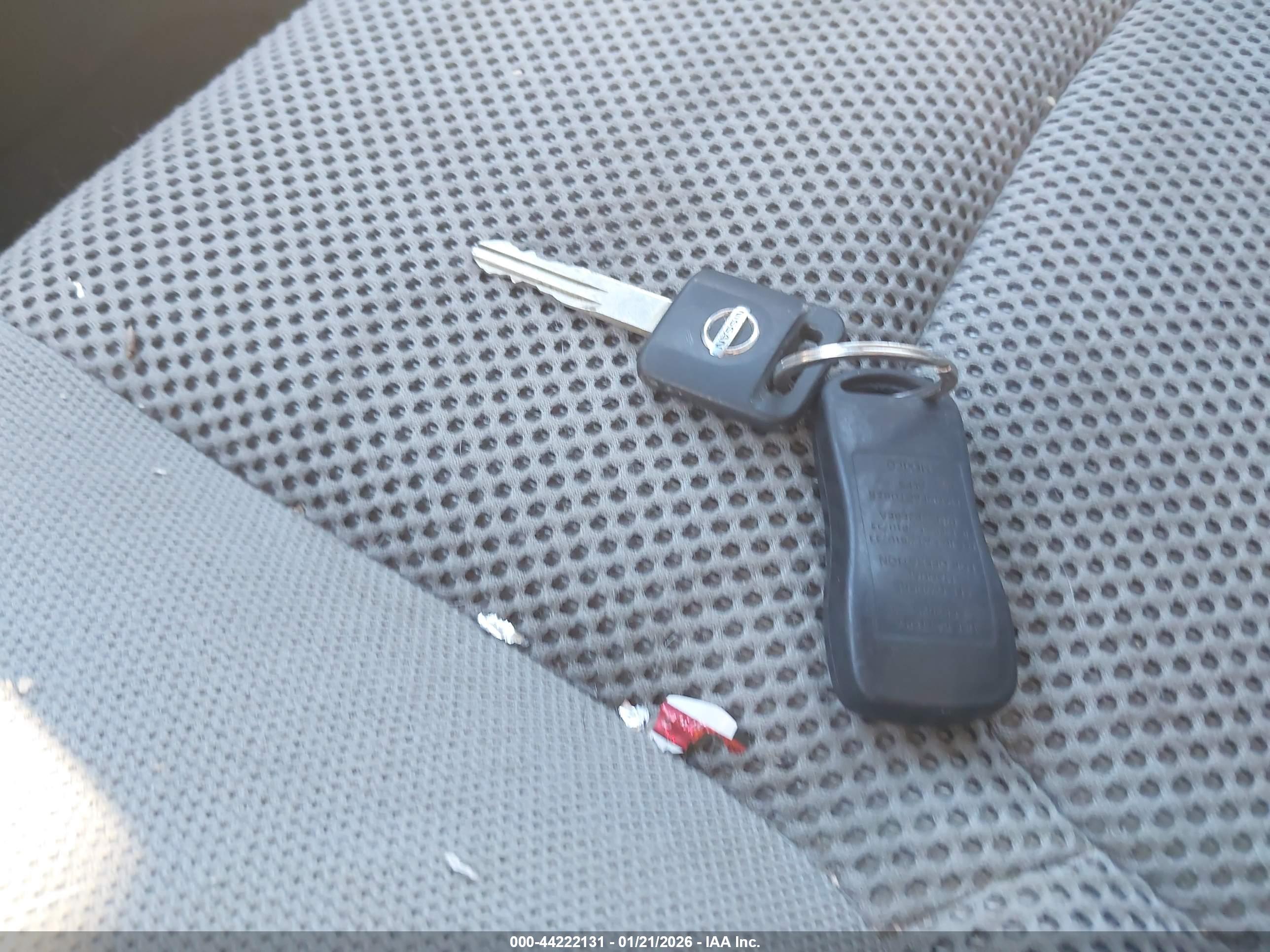 NISSAN FRONTIER image 11