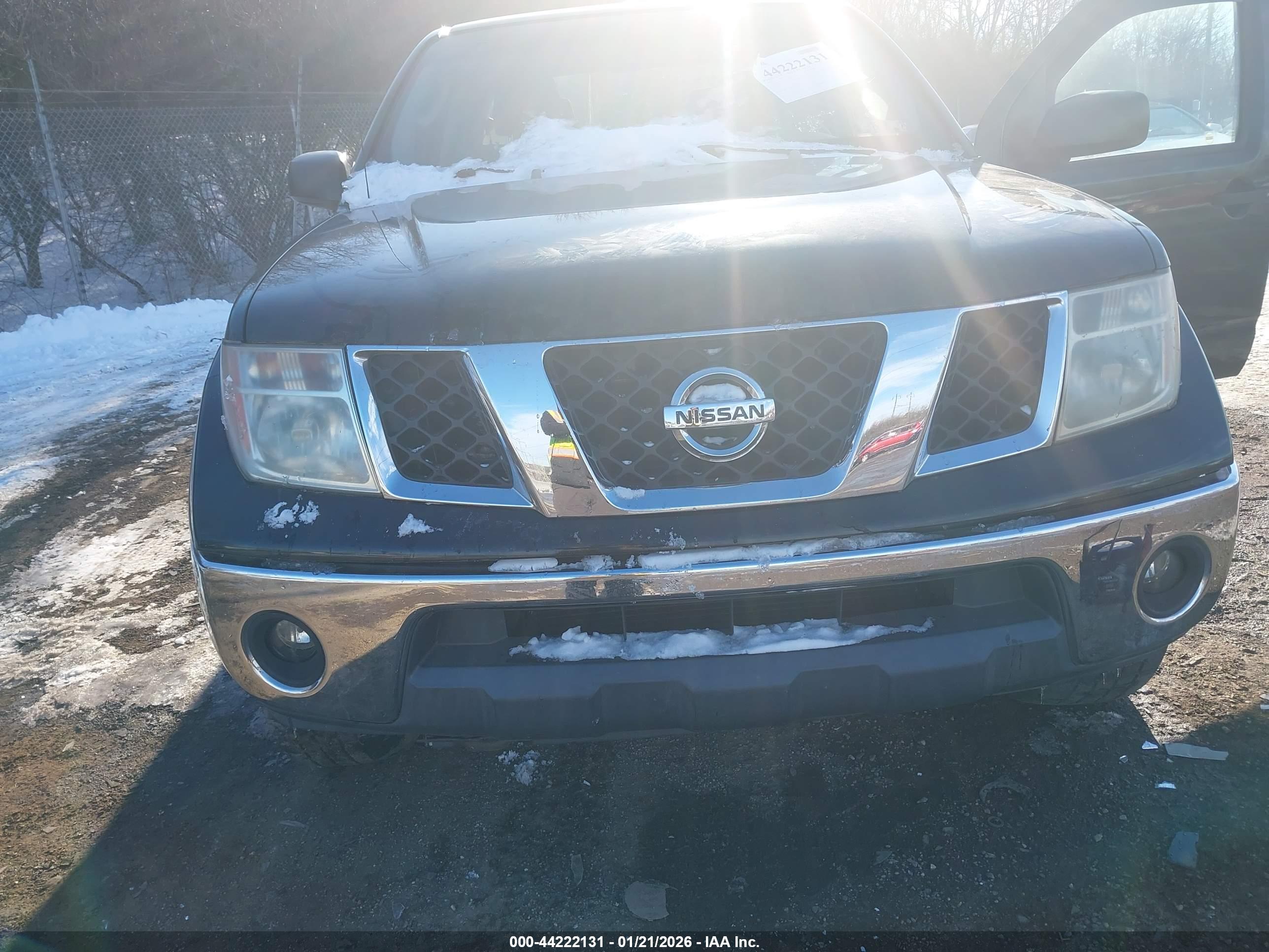 NISSAN FRONTIER image 6