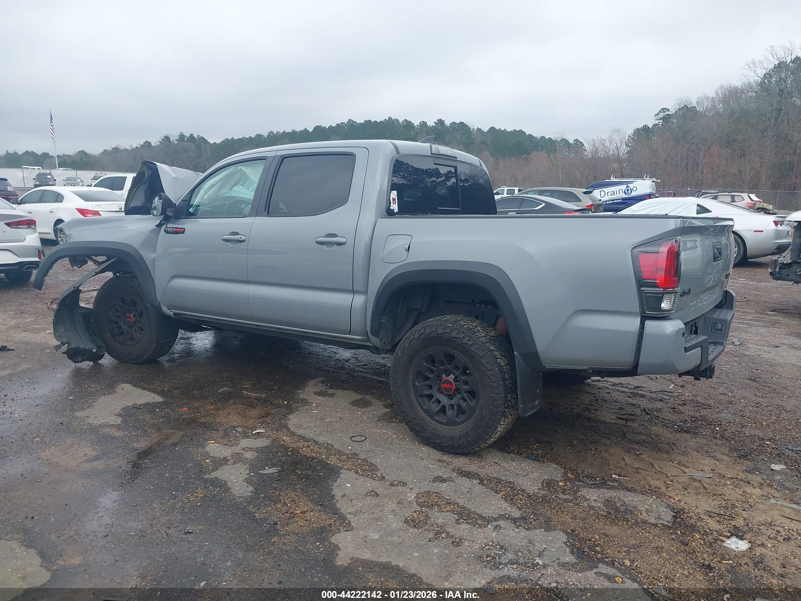 TOYOTA TACOMA image 3