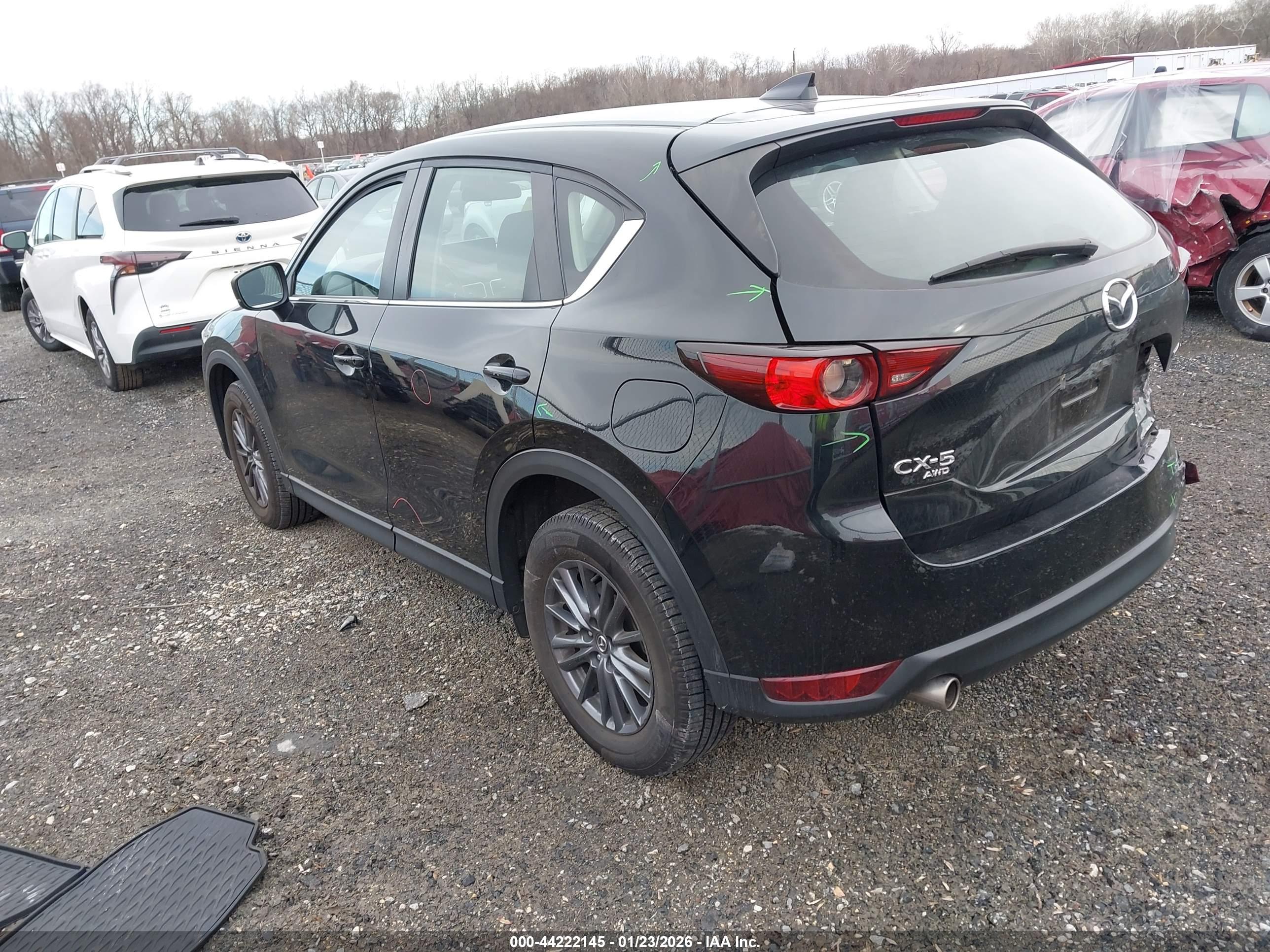 MAZDA CX-5 image 3