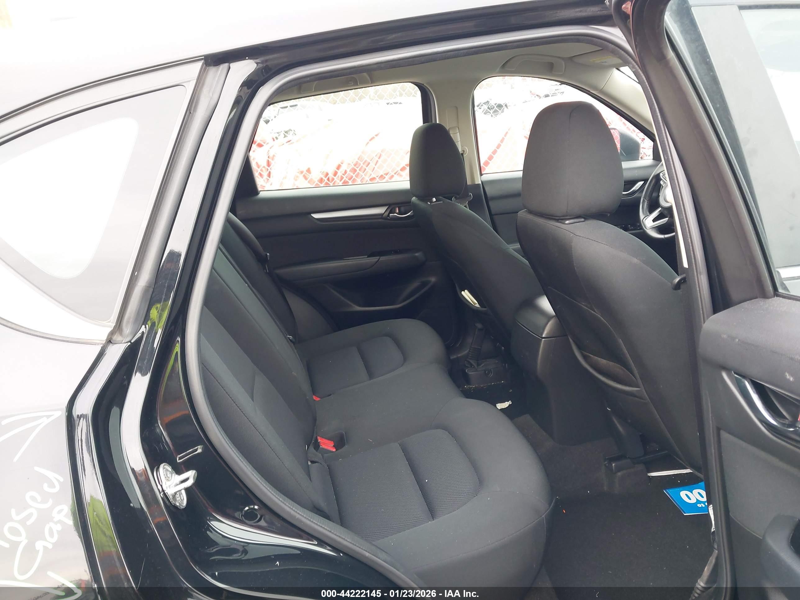 MAZDA CX-5 image 8
