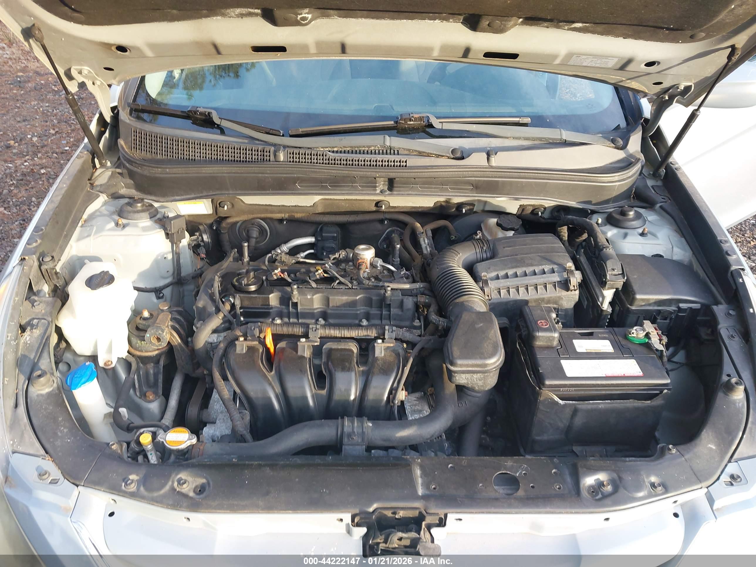 HYUNDAI SONATA image 10