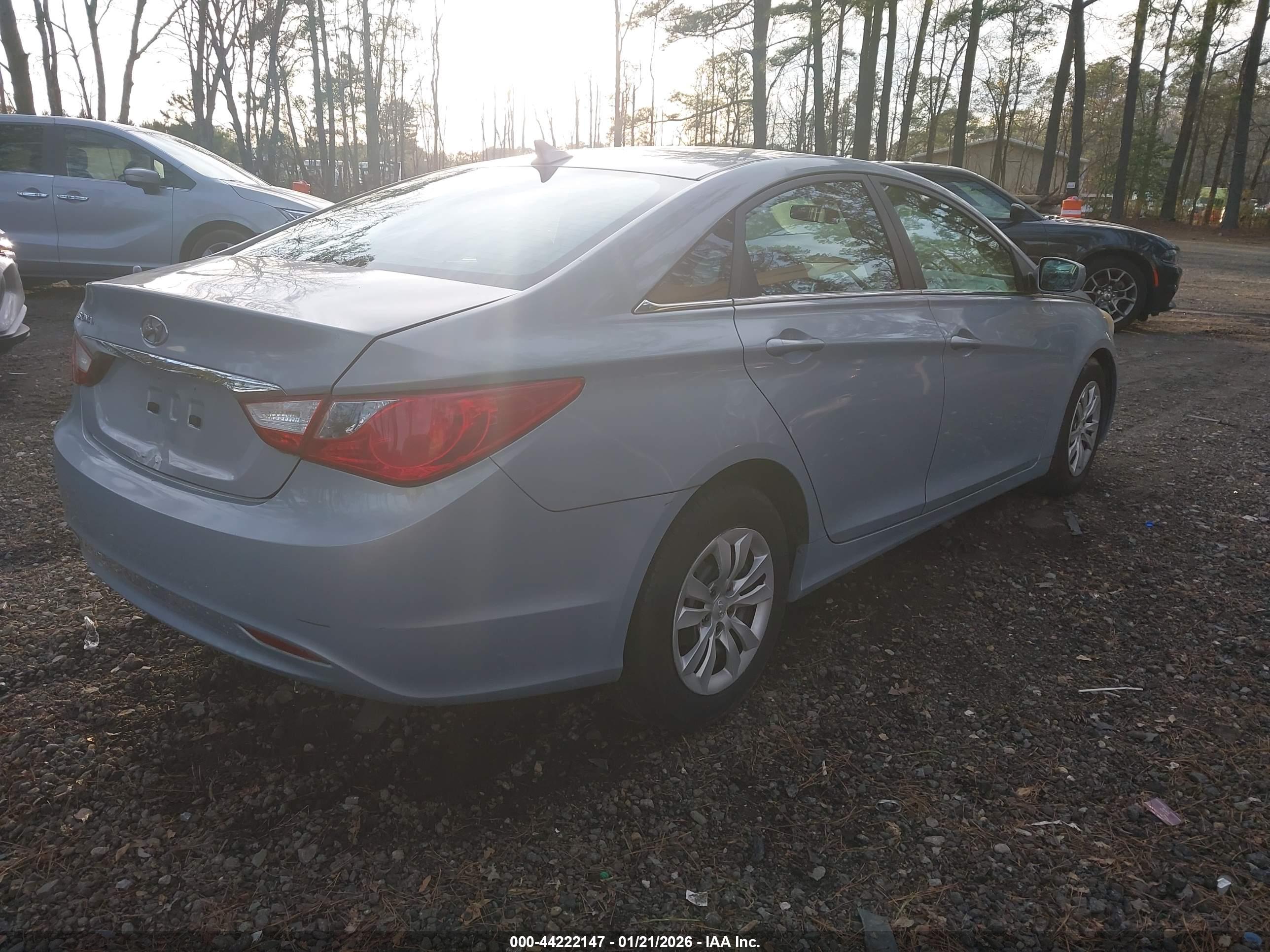 HYUNDAI SONATA image 4