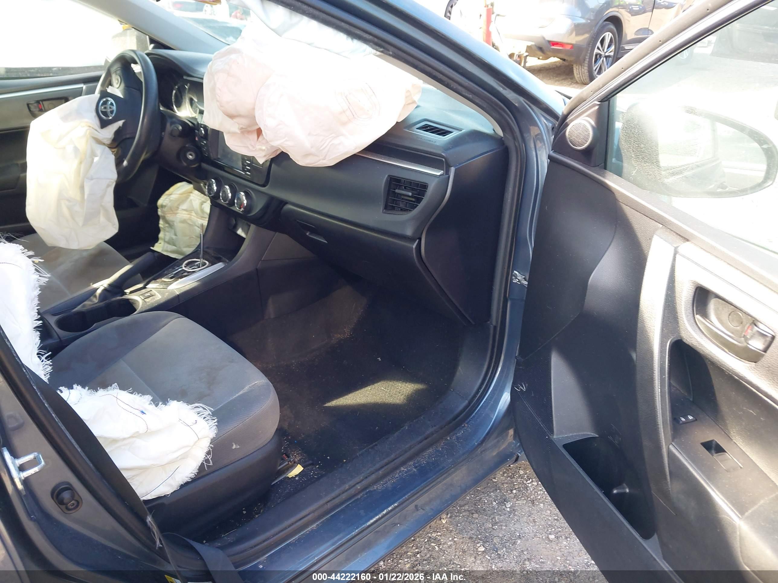TOYOTA COROLLA image 5