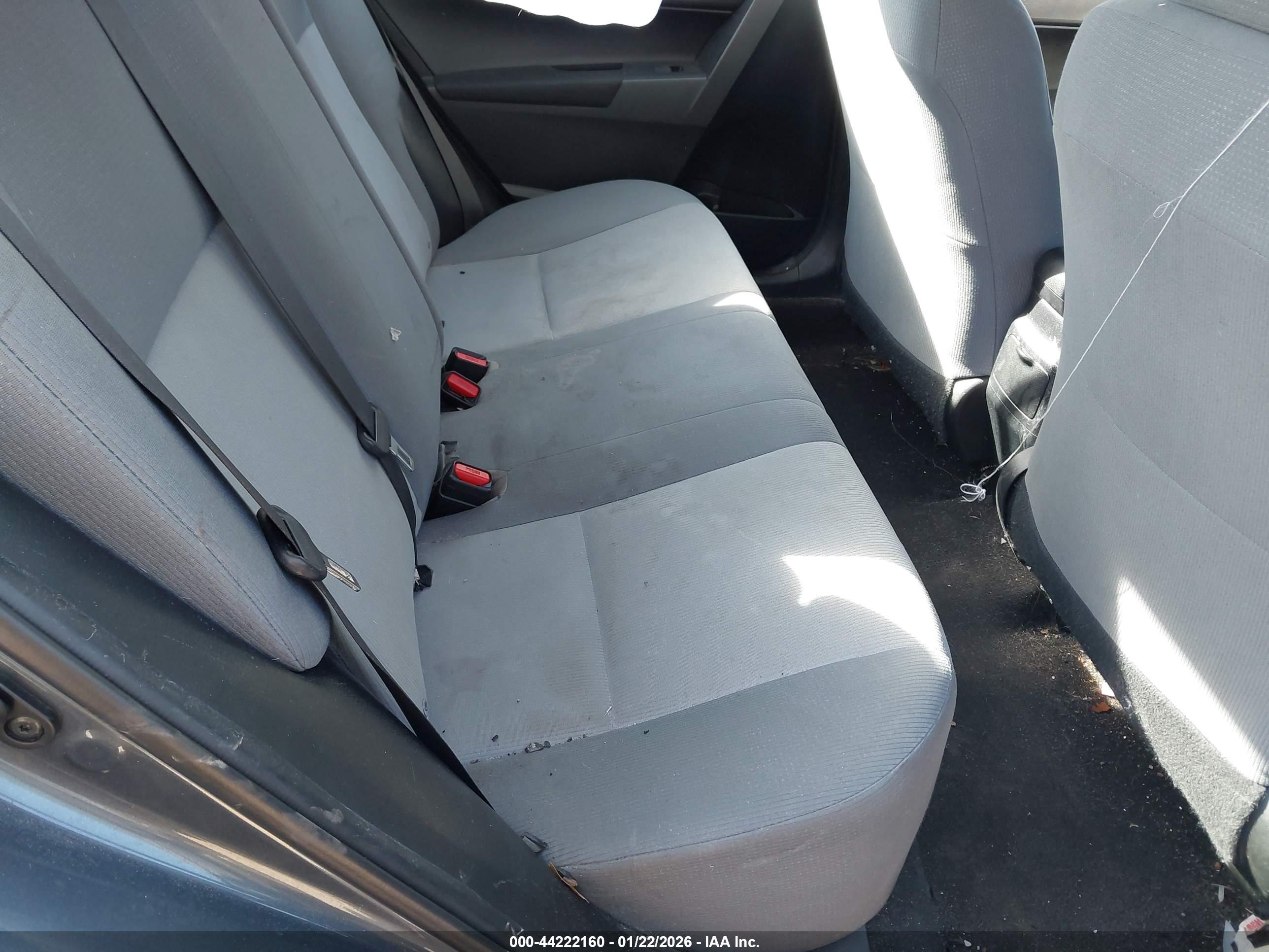 TOYOTA COROLLA image 8