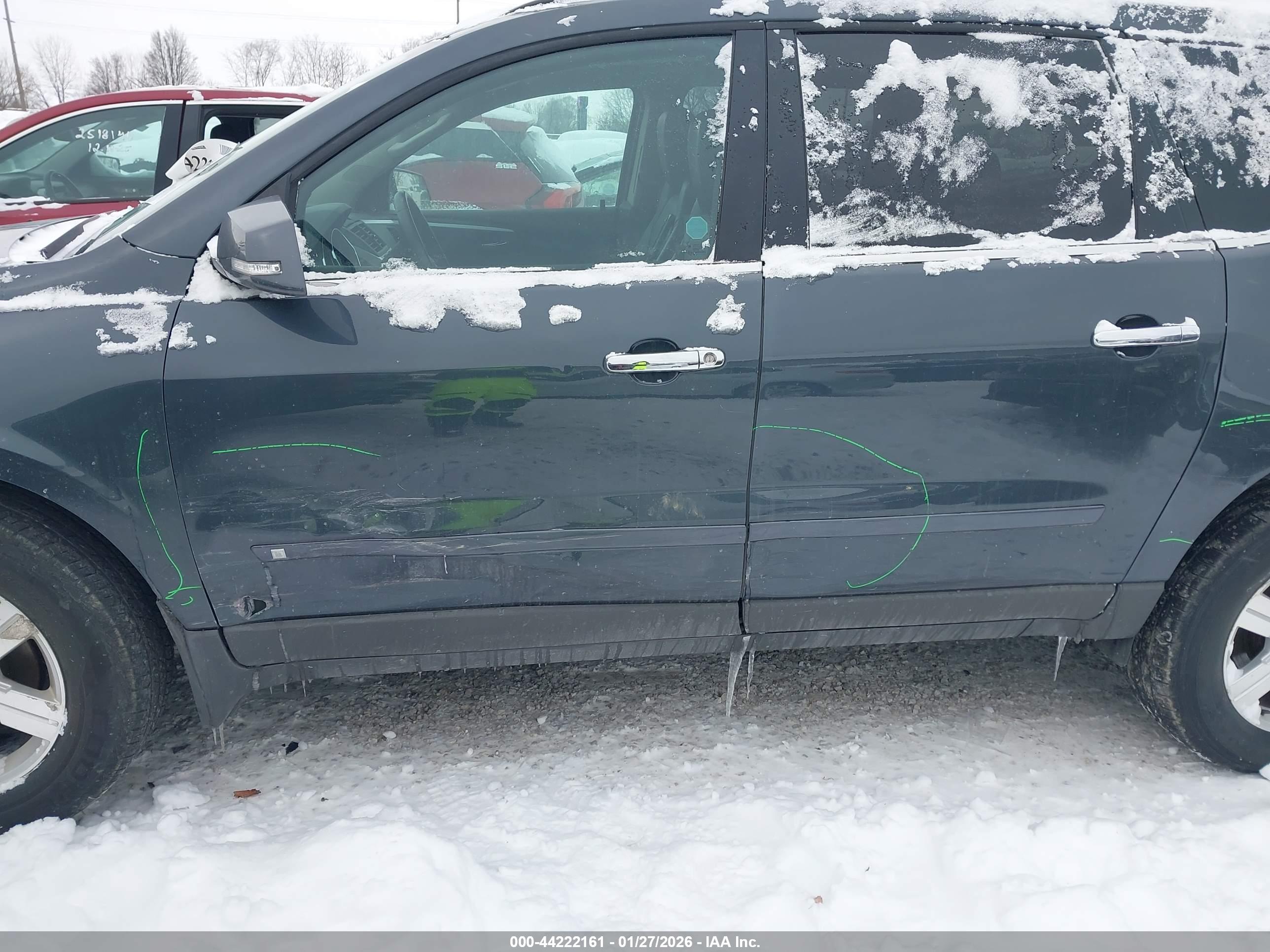 CHEVROLET TRAVERSE image 6