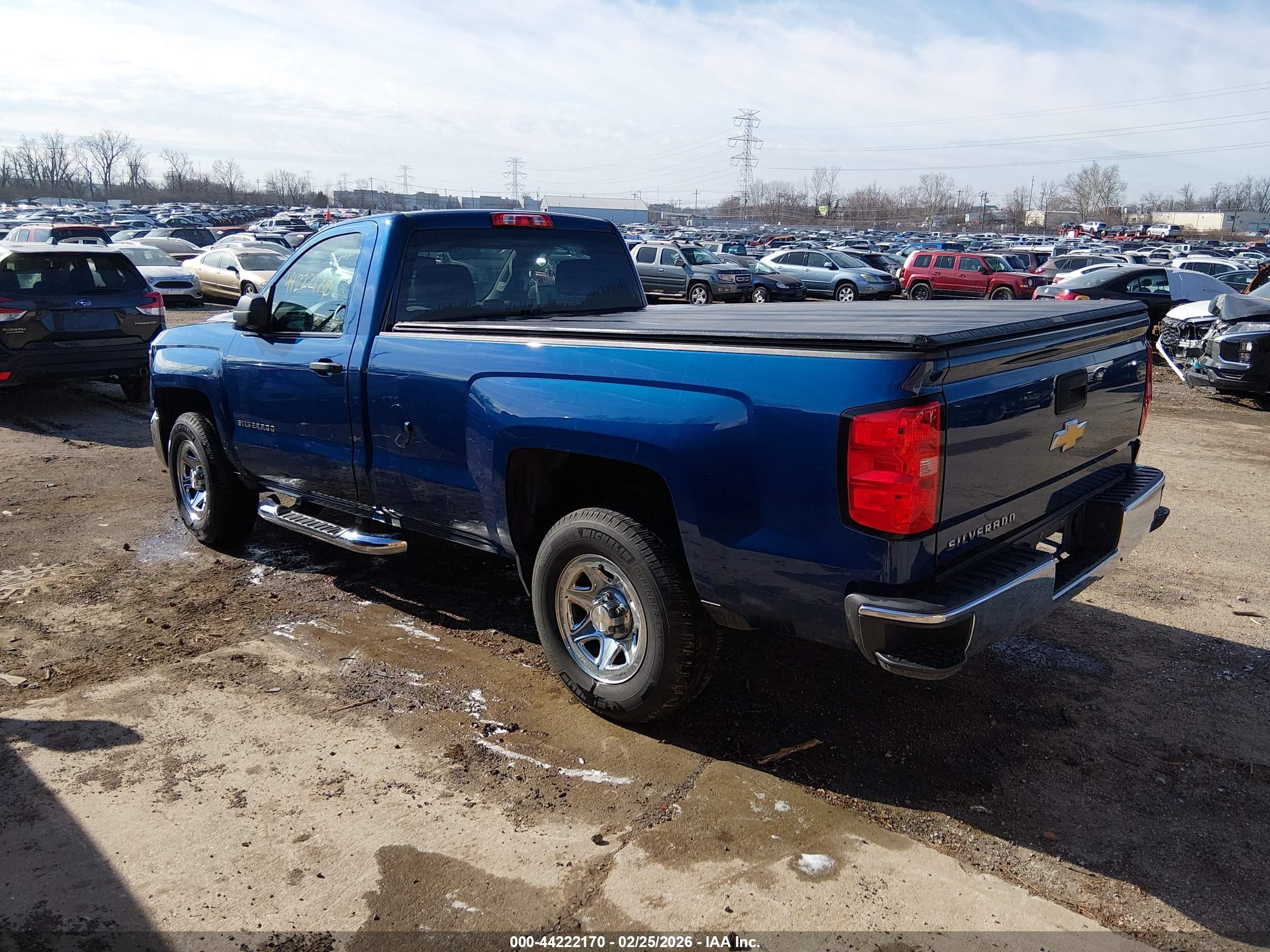 CHEVROLET SILVERADO image 3