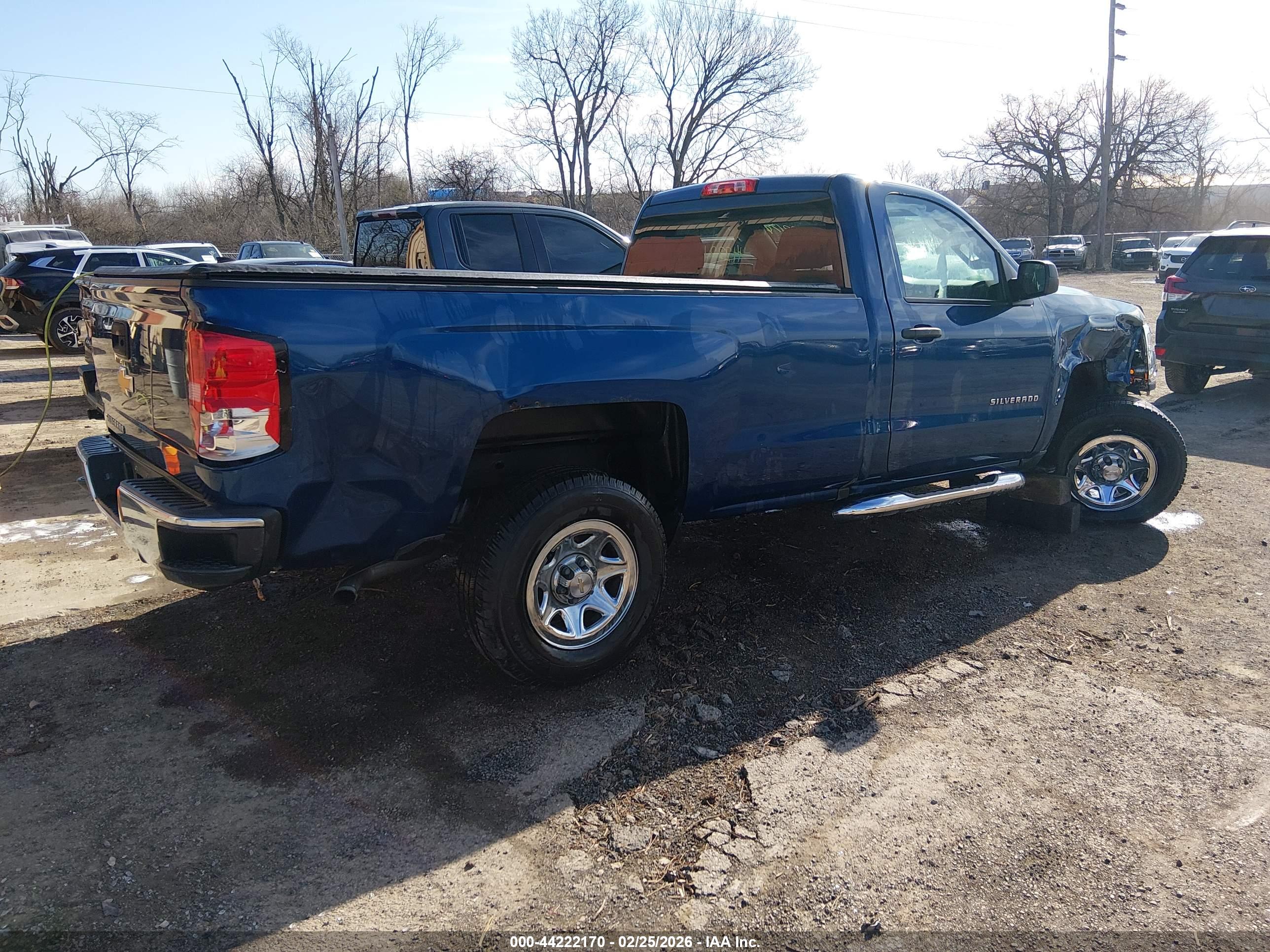 CHEVROLET SILVERADO image 4