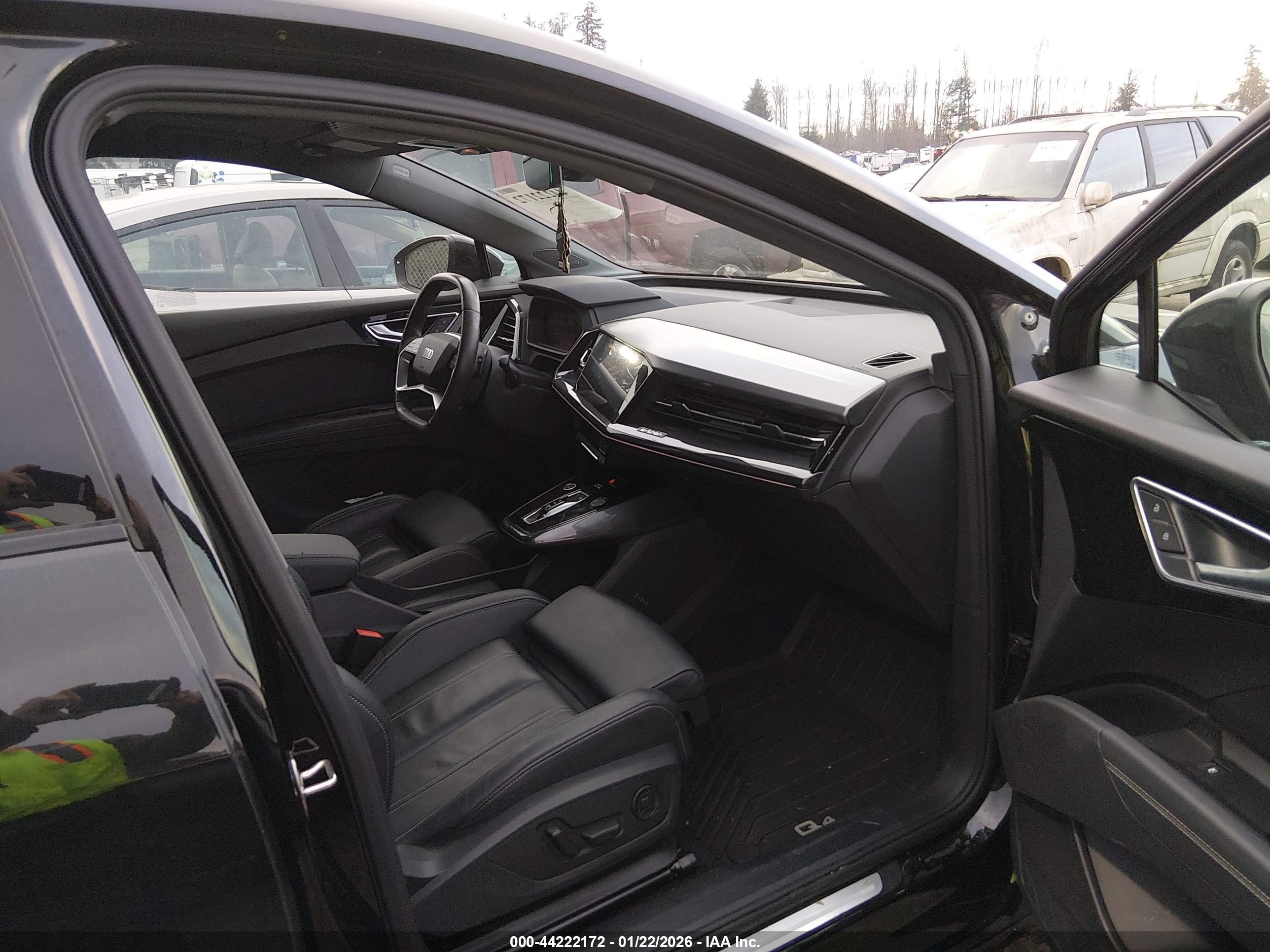 AUDI Q4 image 5