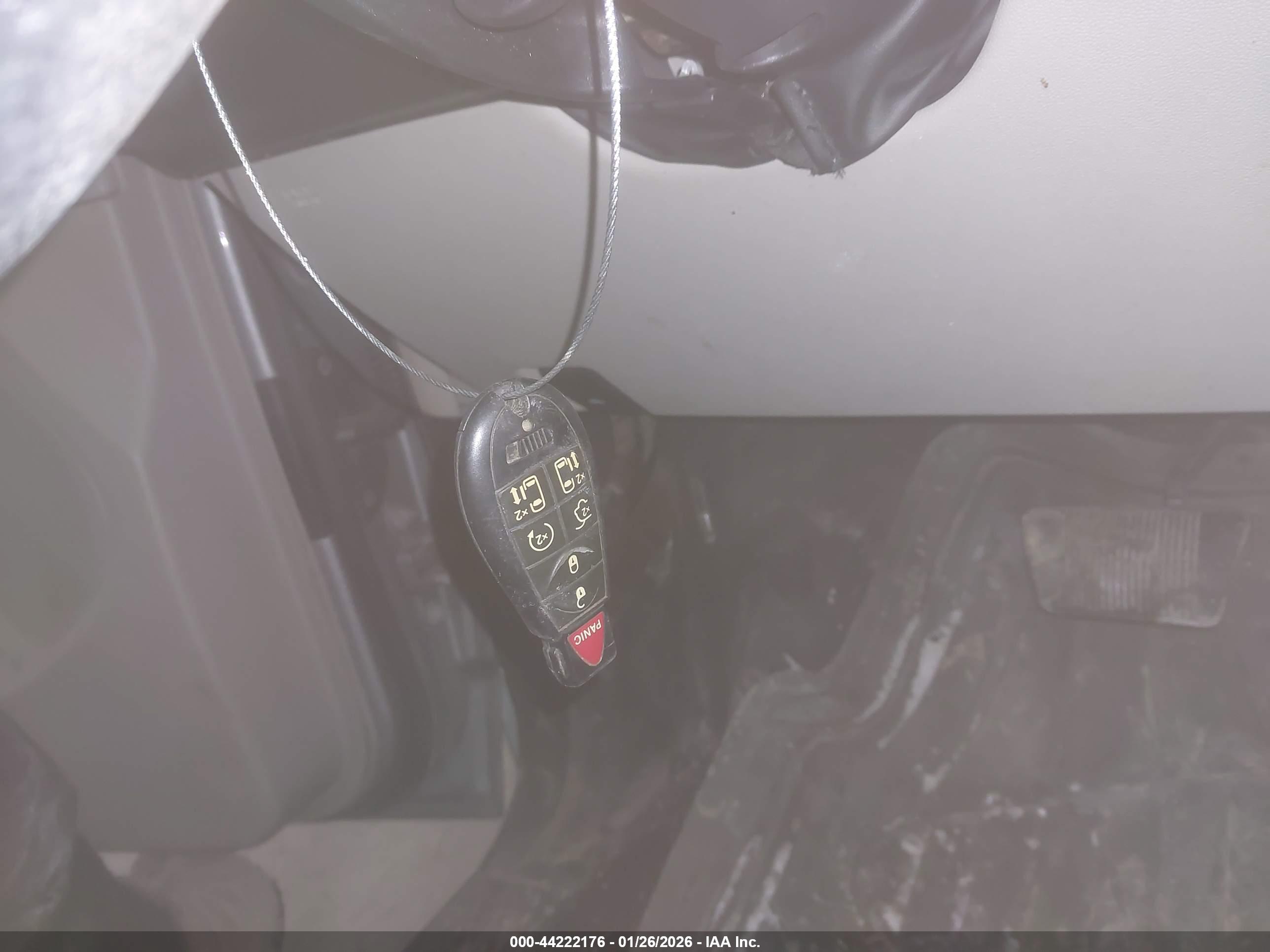 CHRYSLER TOWN image 11