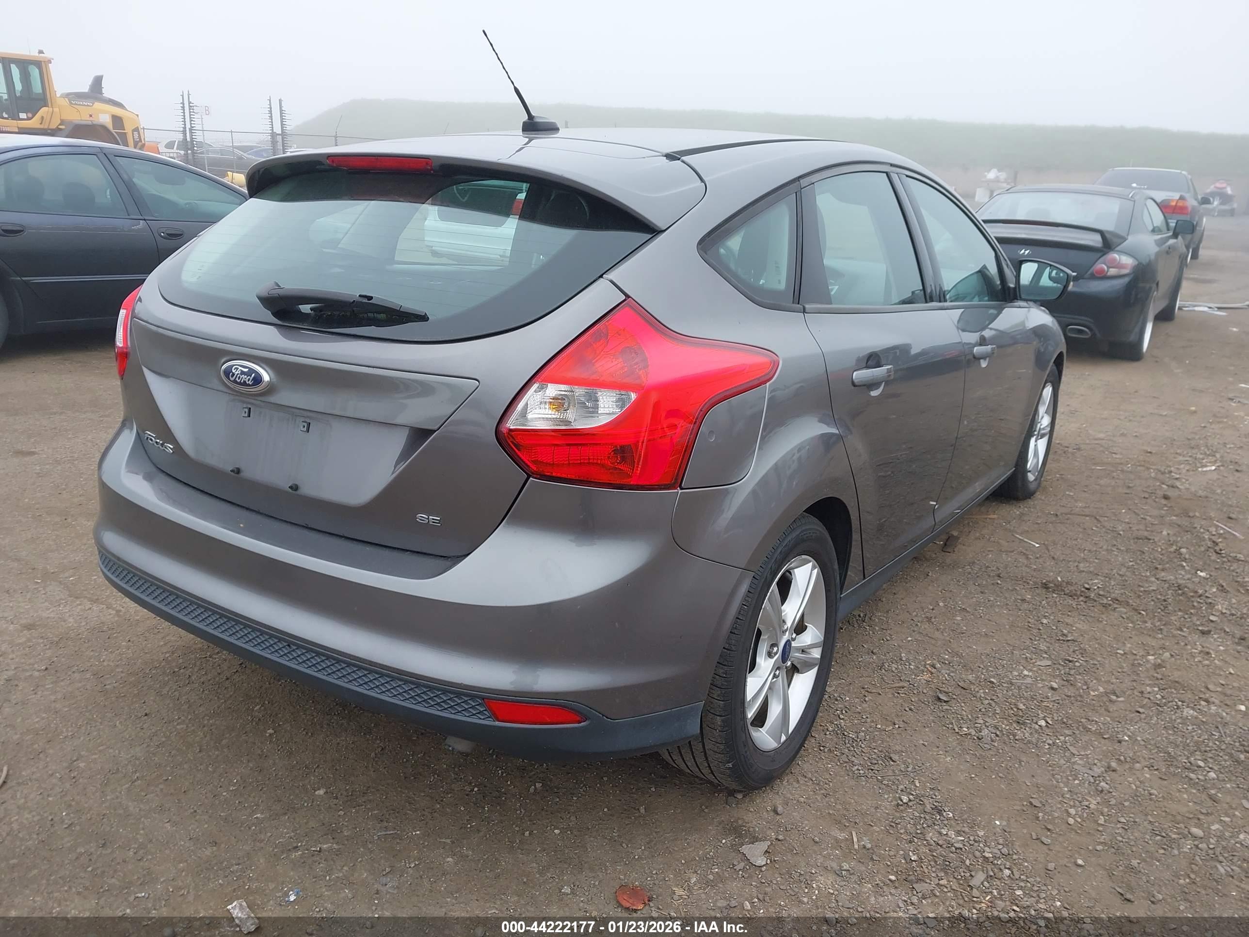 FORD FOCUS image 4
