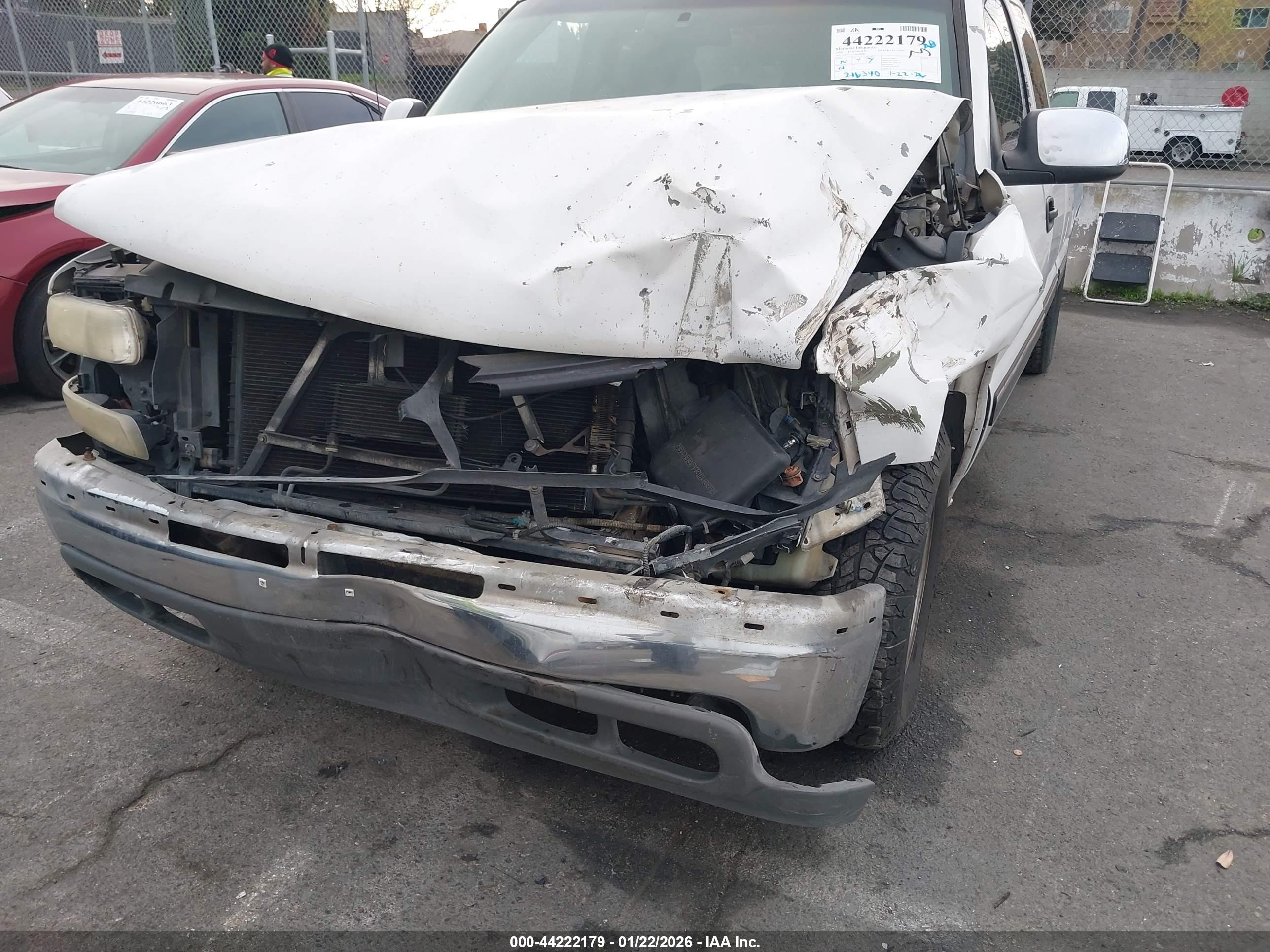 CHEVROLET SILVERADO image 6