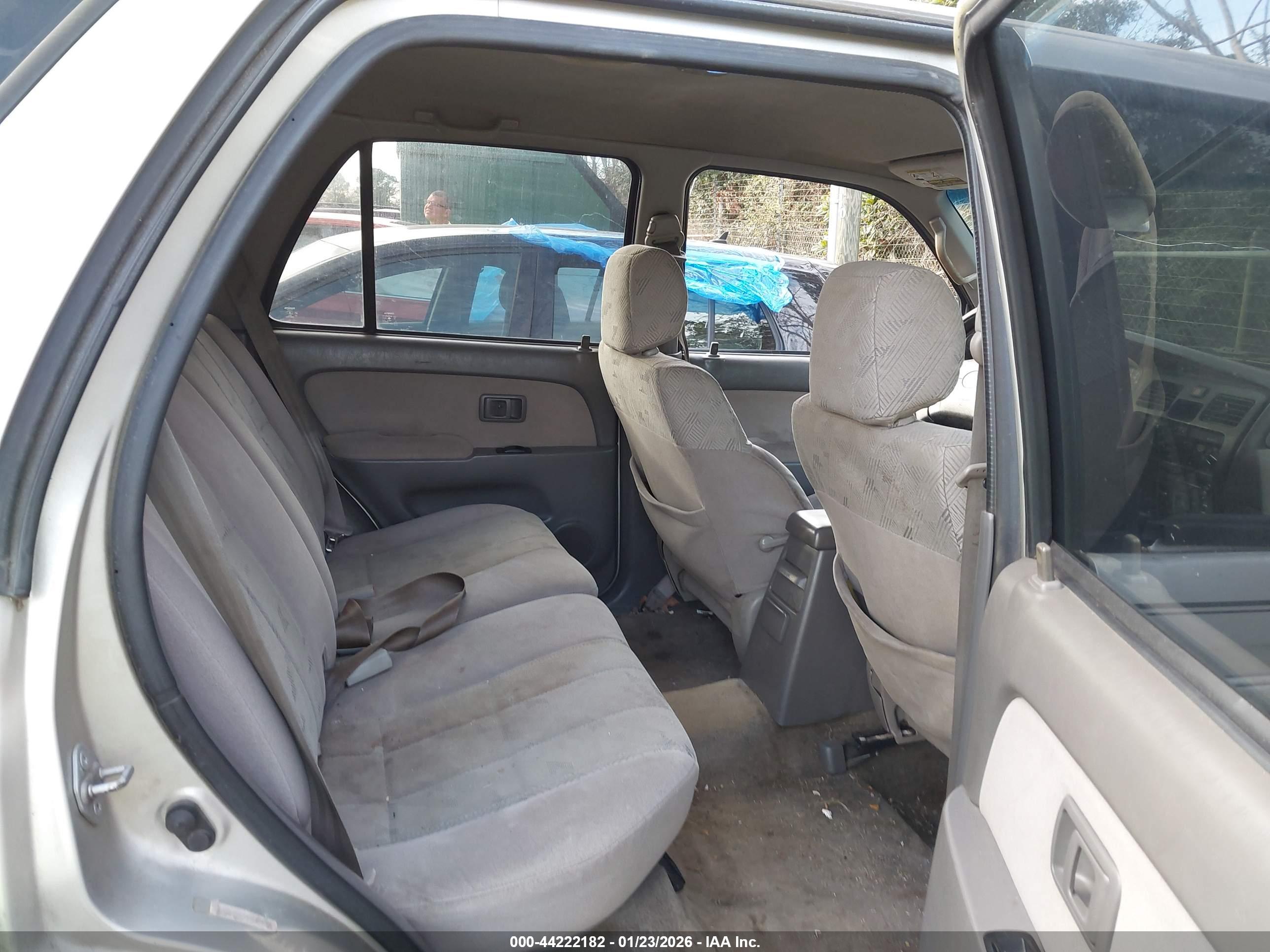 TOYOTA 4RUNNER image 8