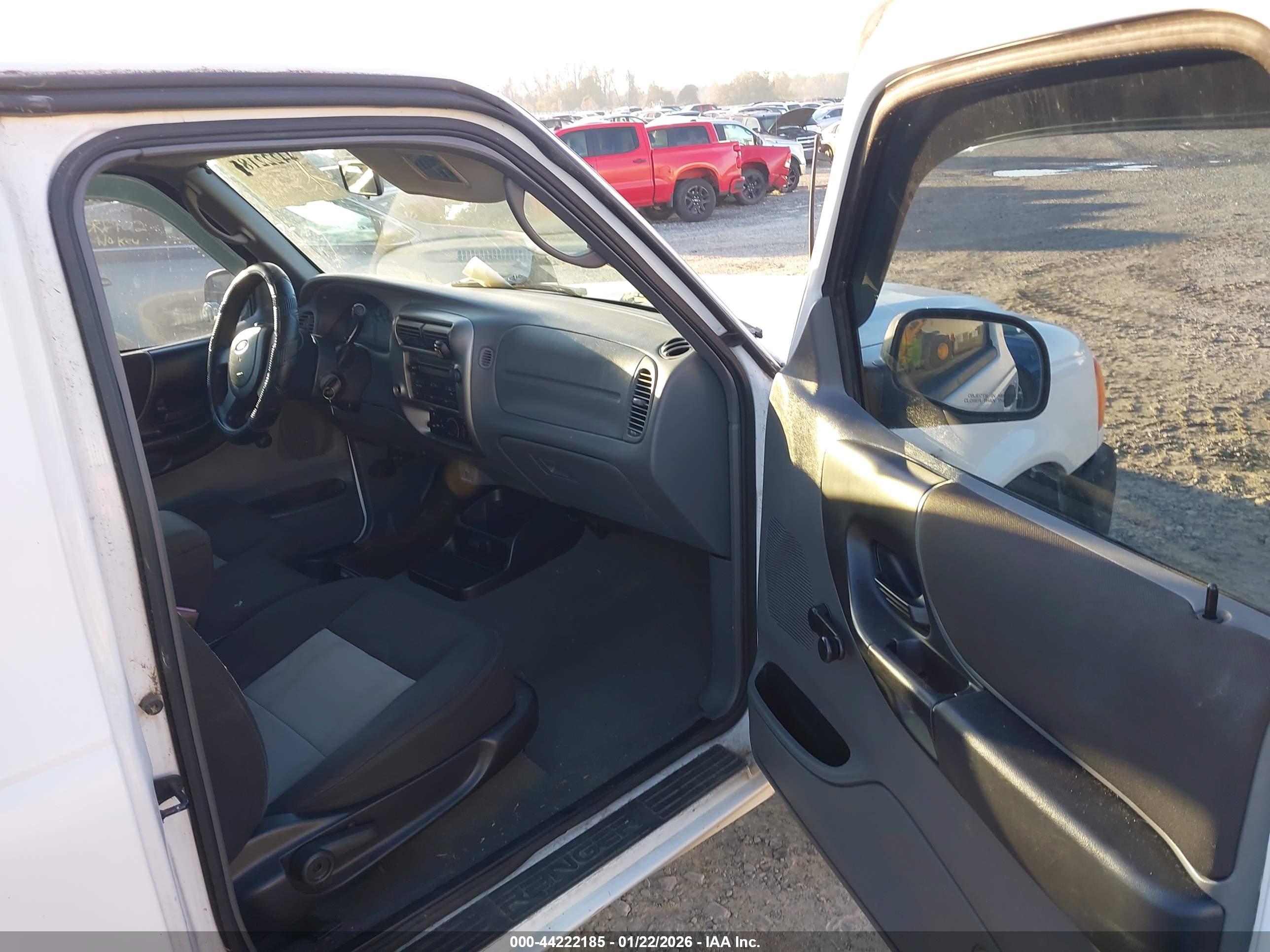 FORD RANGER image 5