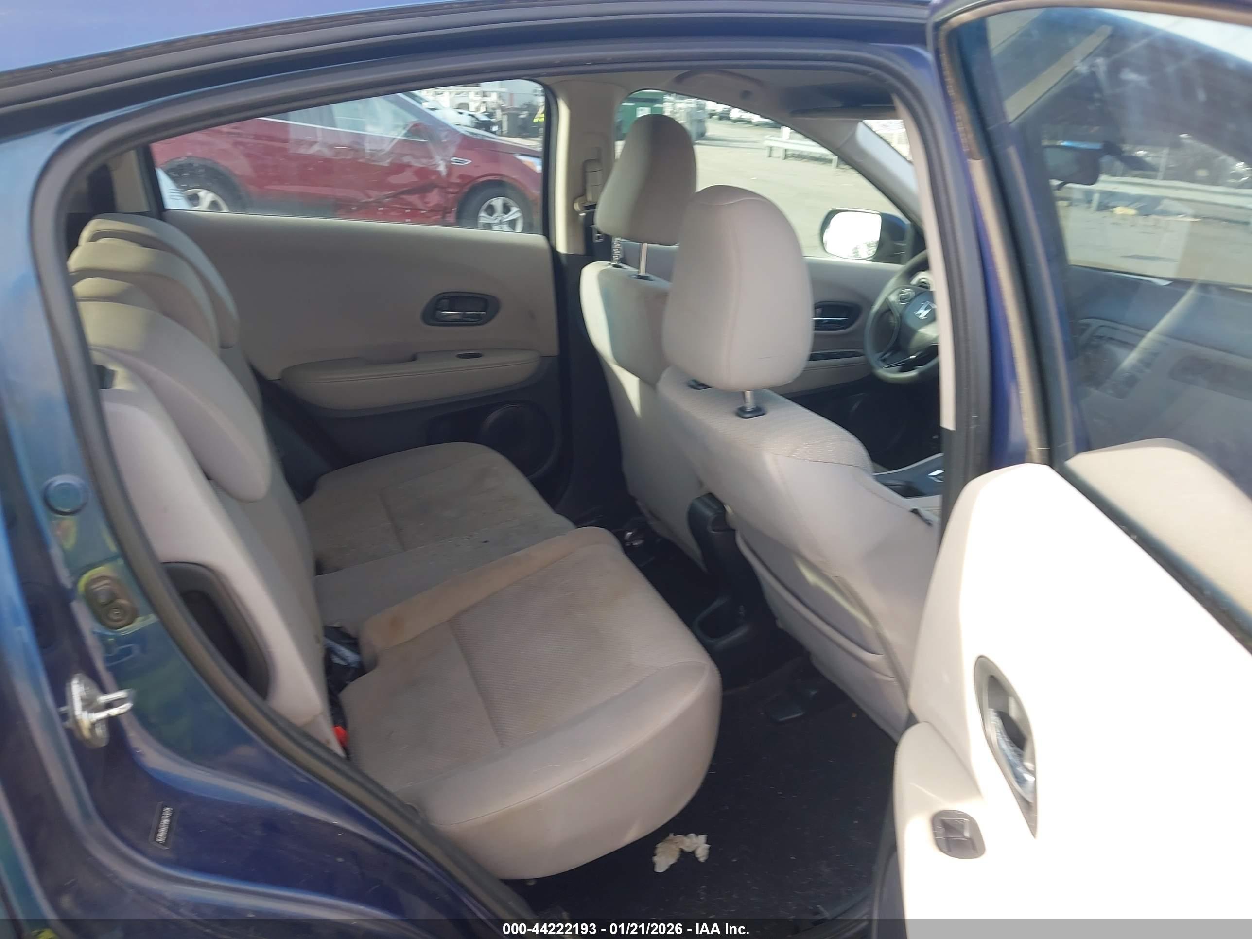HONDA HR-V image 8