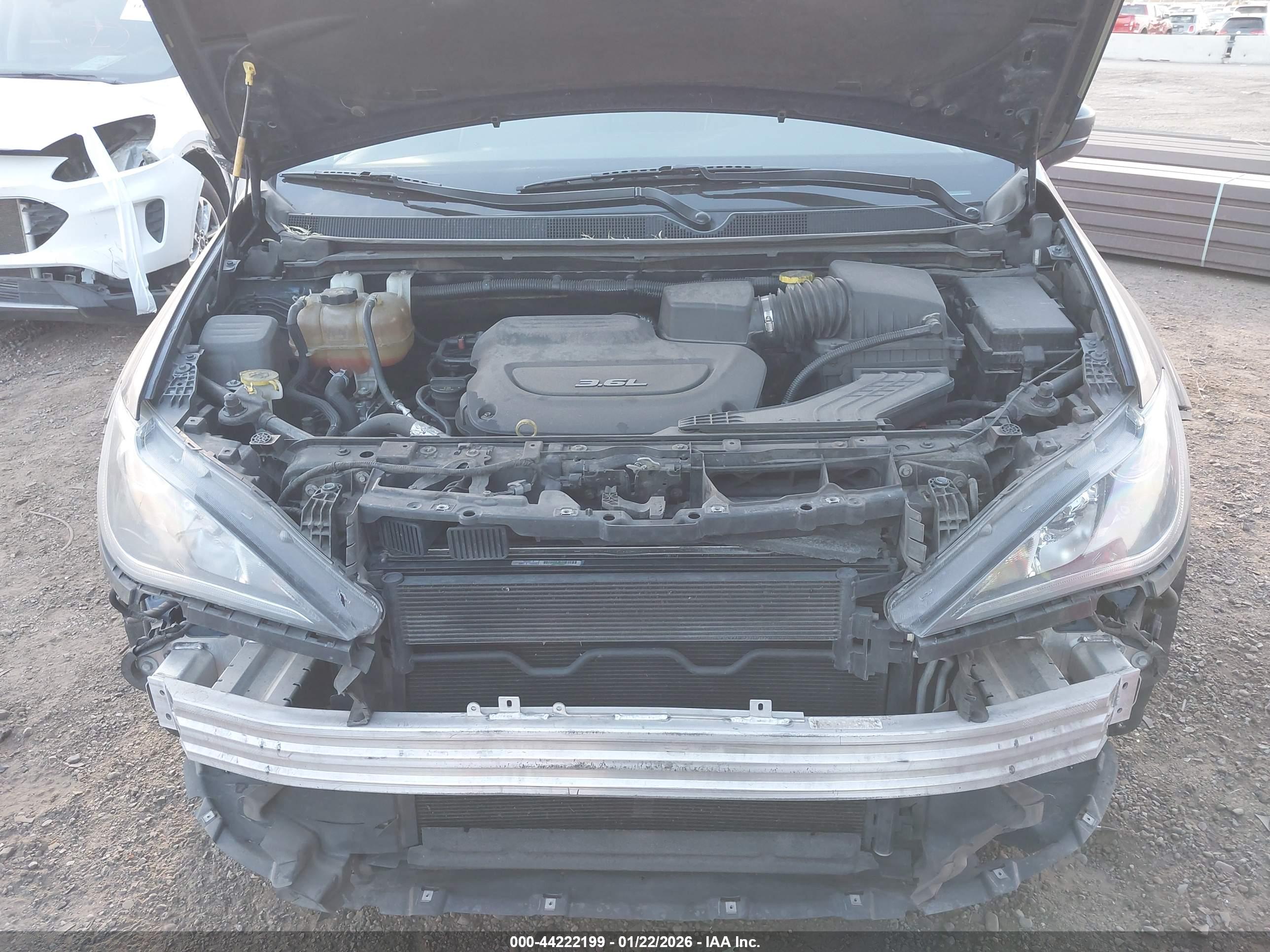 CHRYSLER PACIFICA image 10