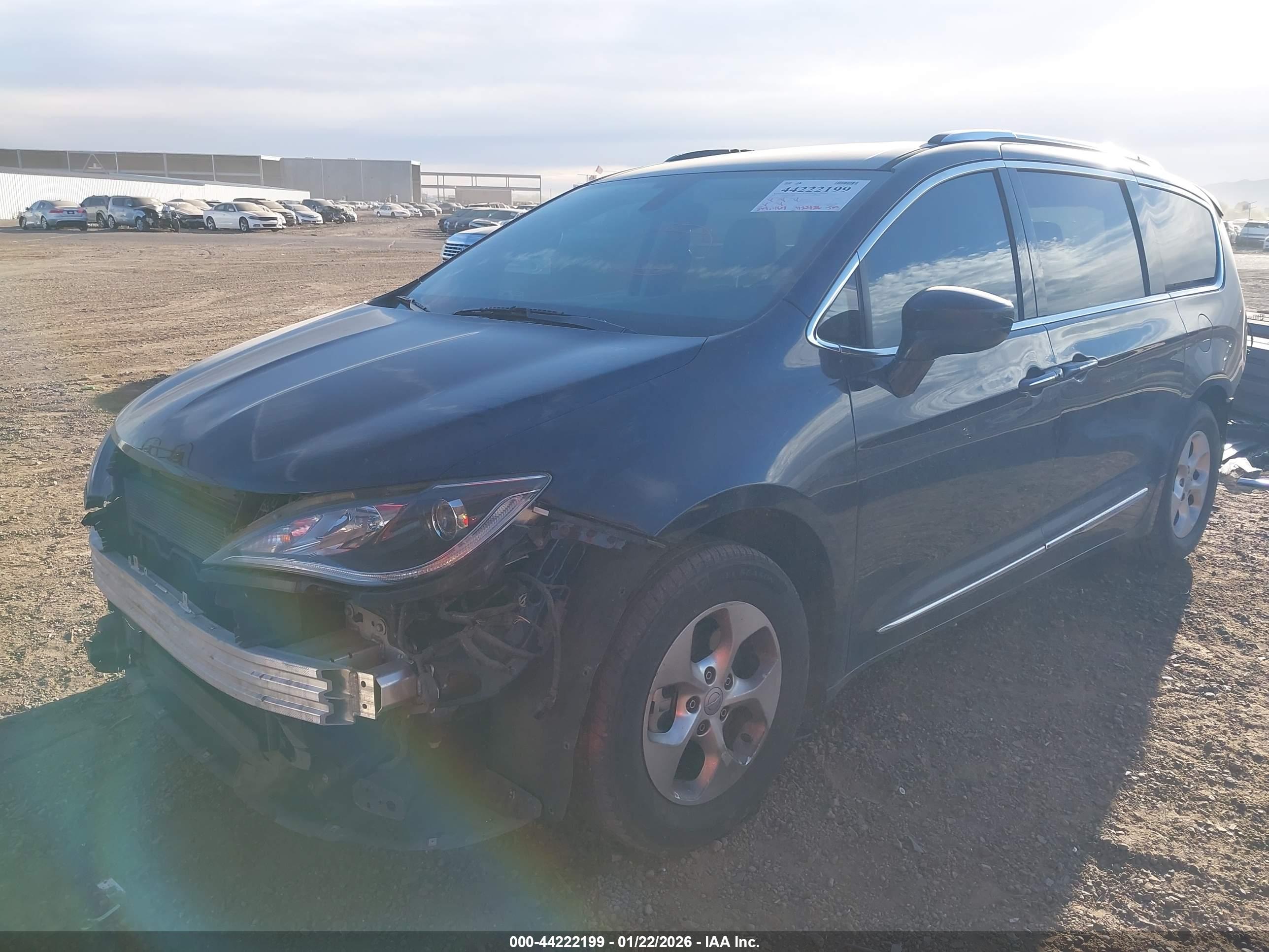 CHRYSLER PACIFICA image 2