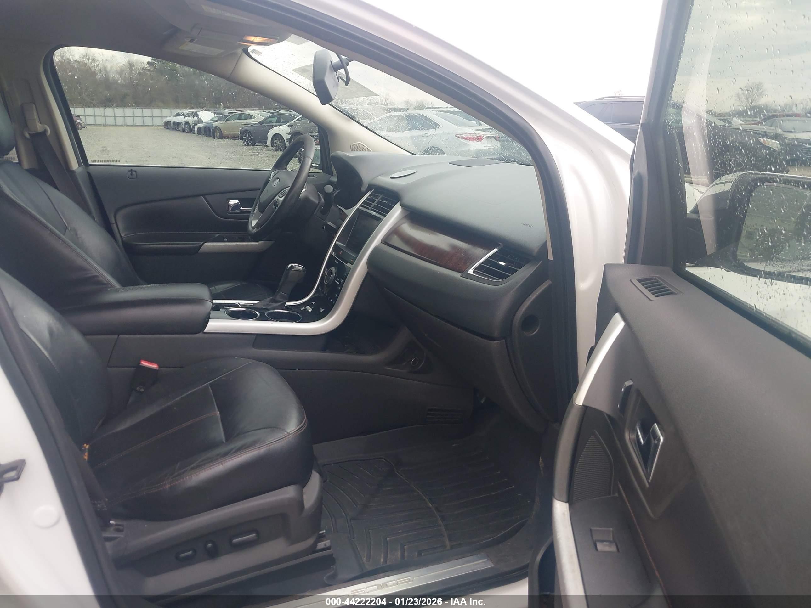 FORD EDGE image 5