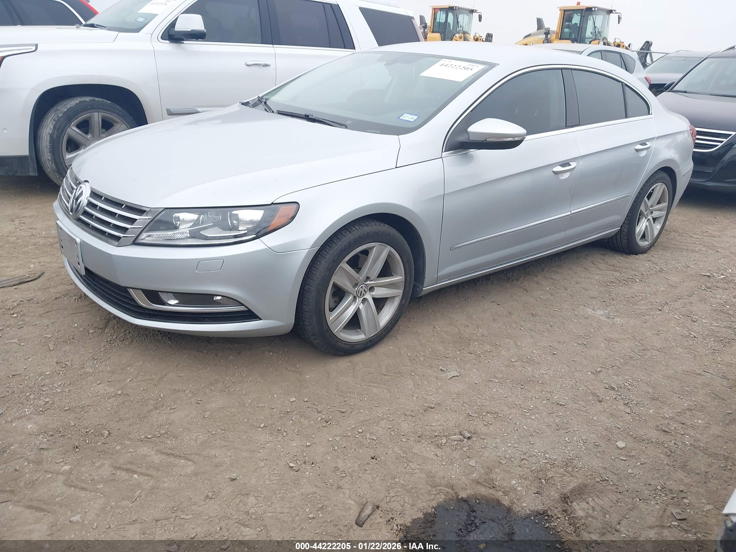 VOLKSWAGEN CC image 2