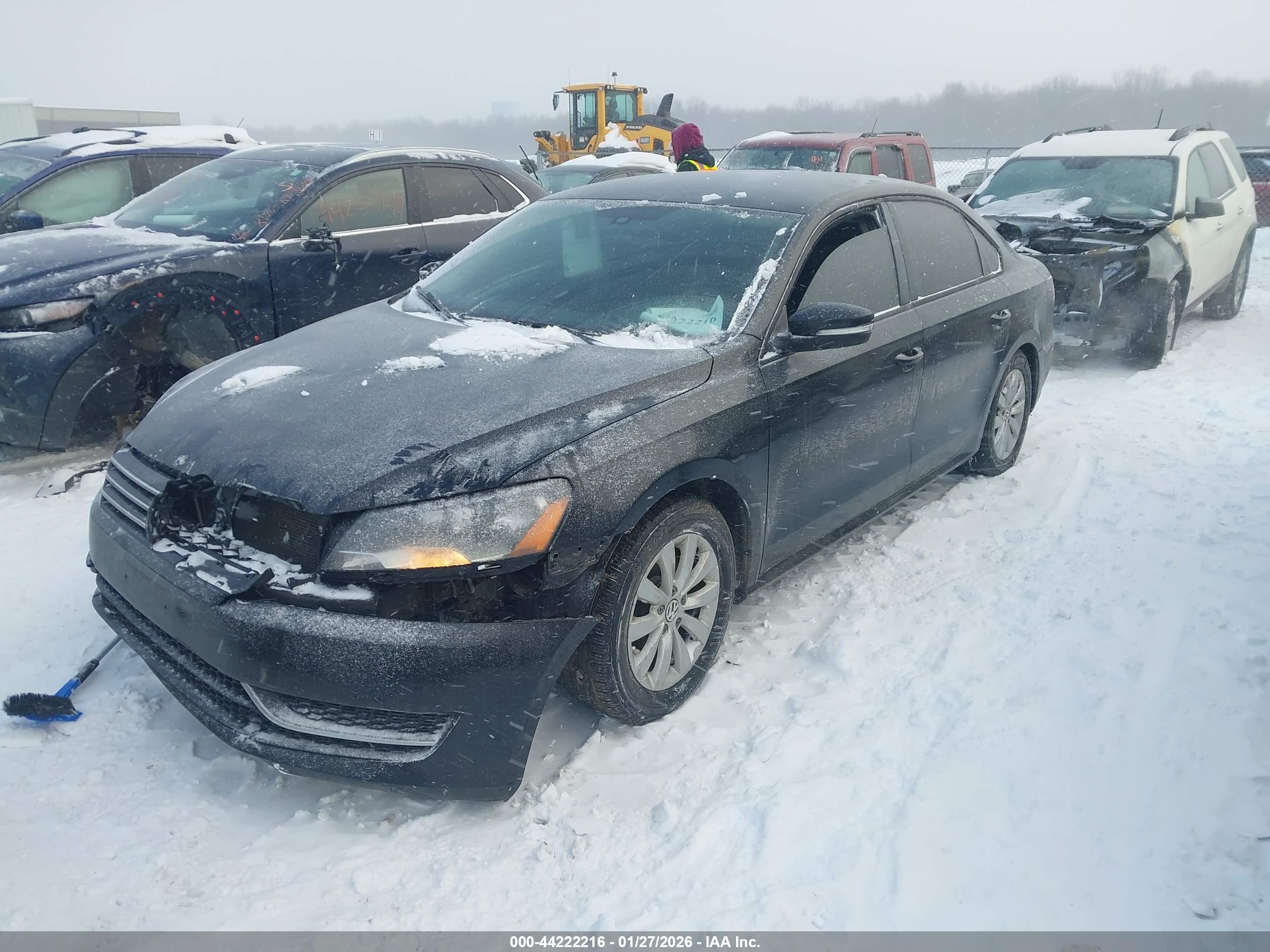 VOLKSWAGEN PASSAT image 2