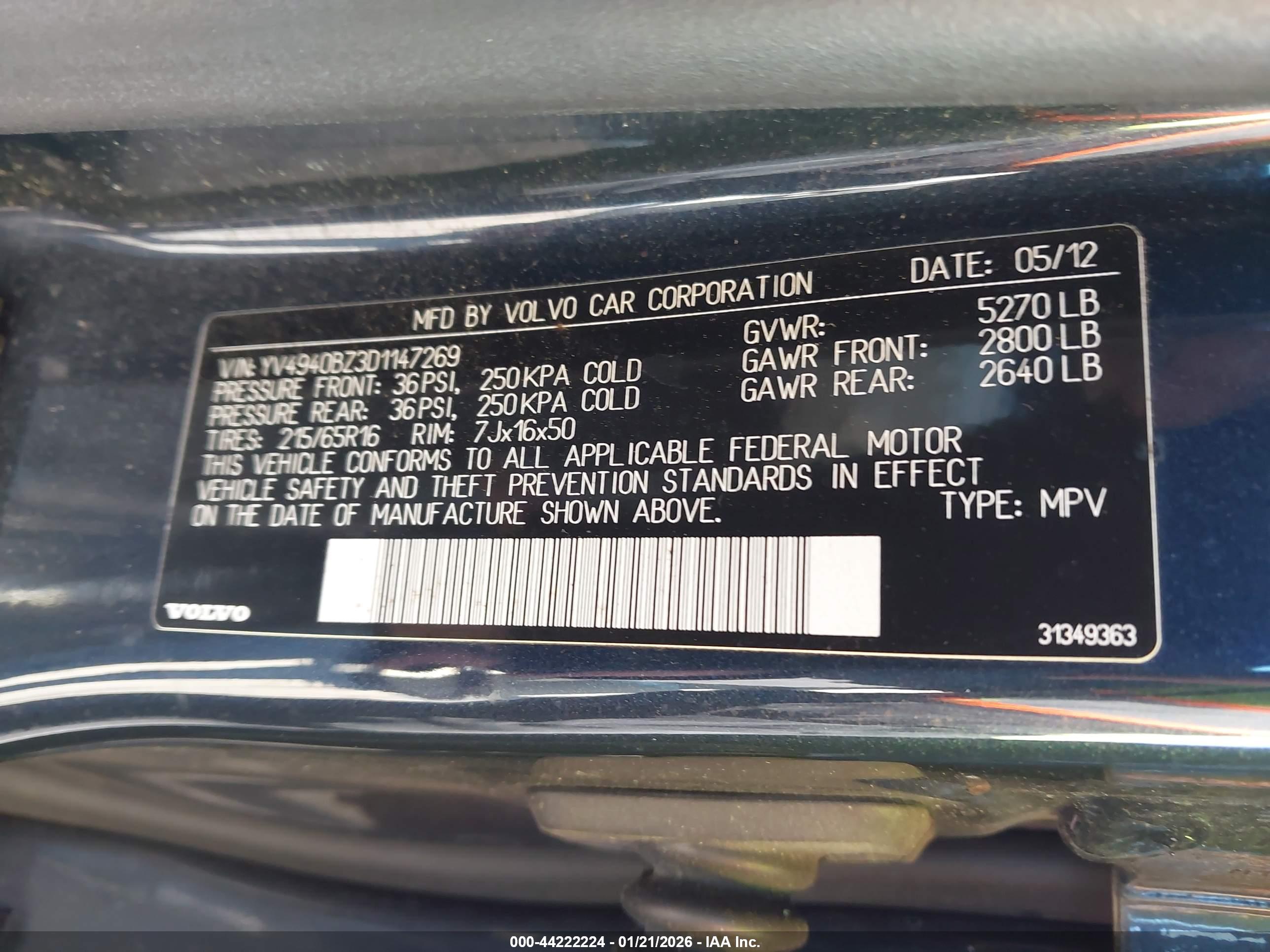 VOLVO XC70 image 9