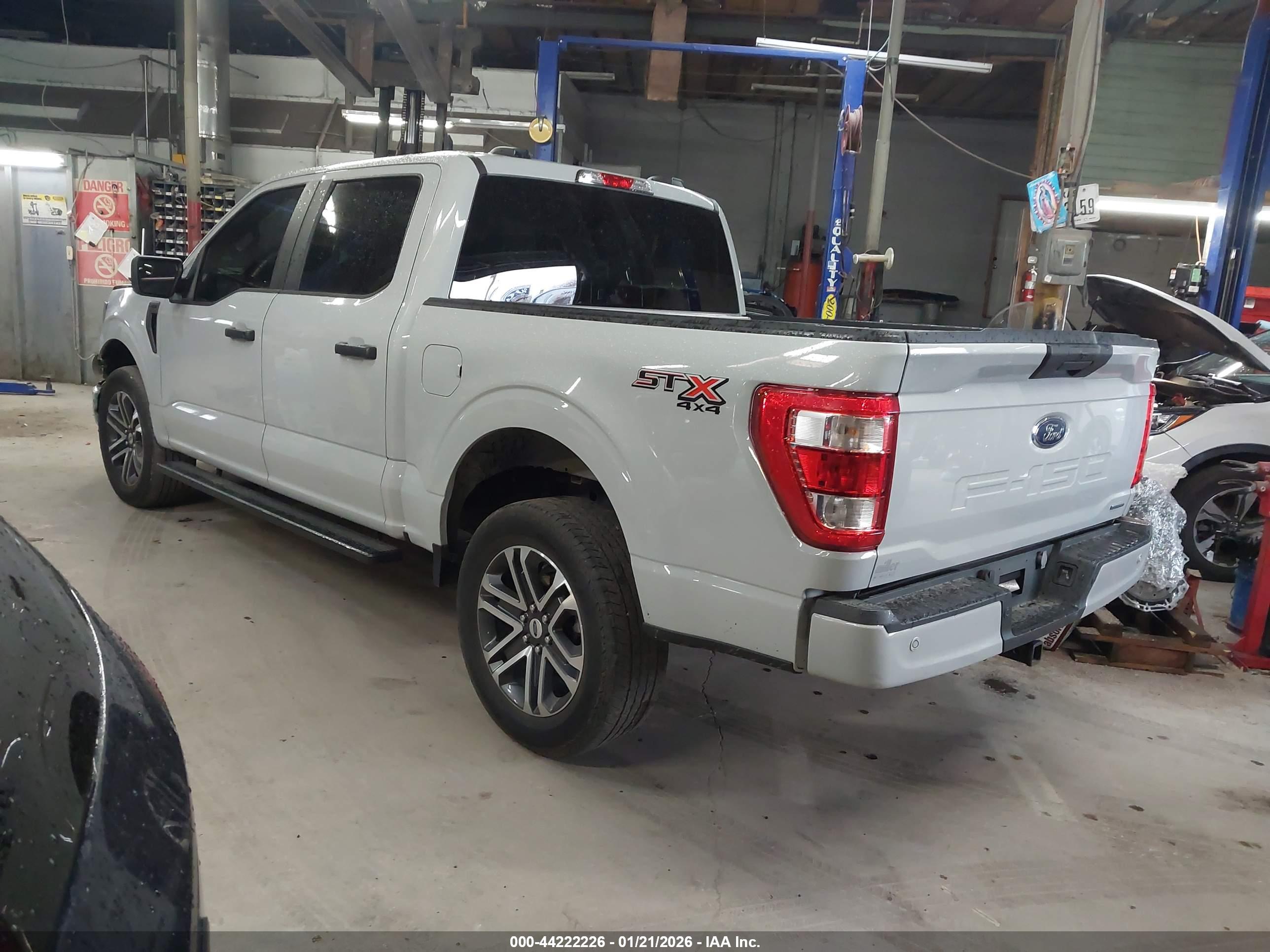 FORD F-150 image 3